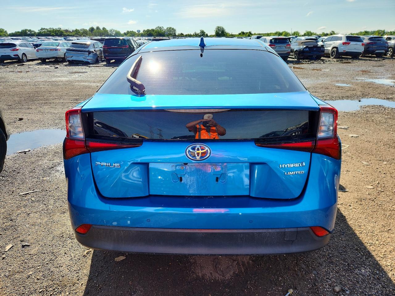 2019 Toyota Prius Limited Blue vin: JTDKARFUXK3069008