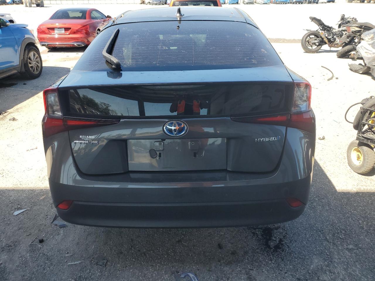 2020 Toyota Prius L Gray vin: JTDKARFUXL3103742