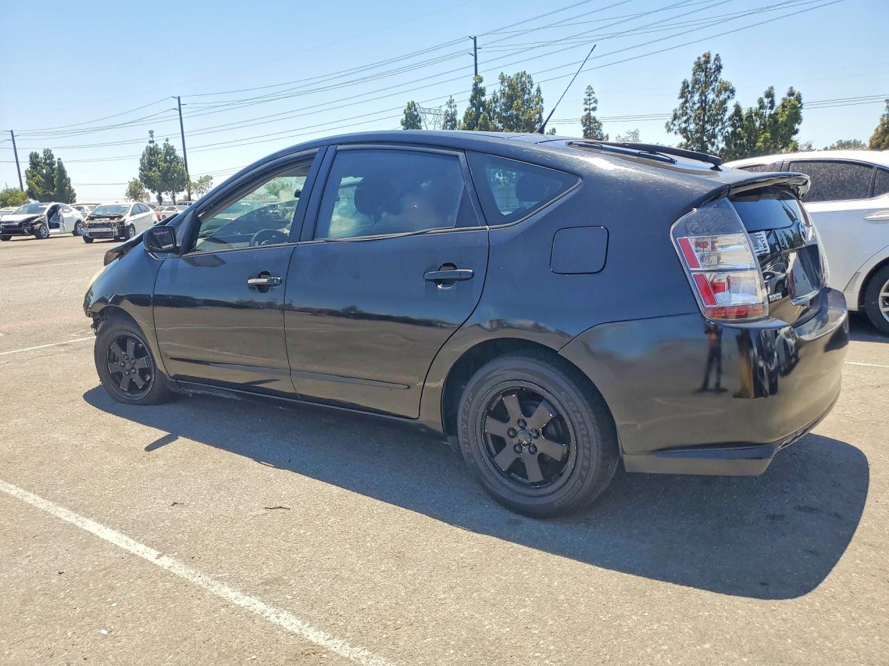 2004 Toyota Prius Base Black vin: JTDKB20U040037914