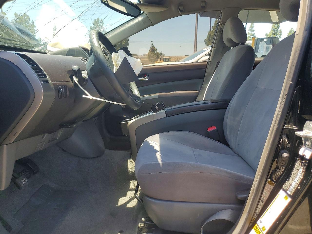 2004 Toyota Prius Base Black vin: JTDKB20U040037914