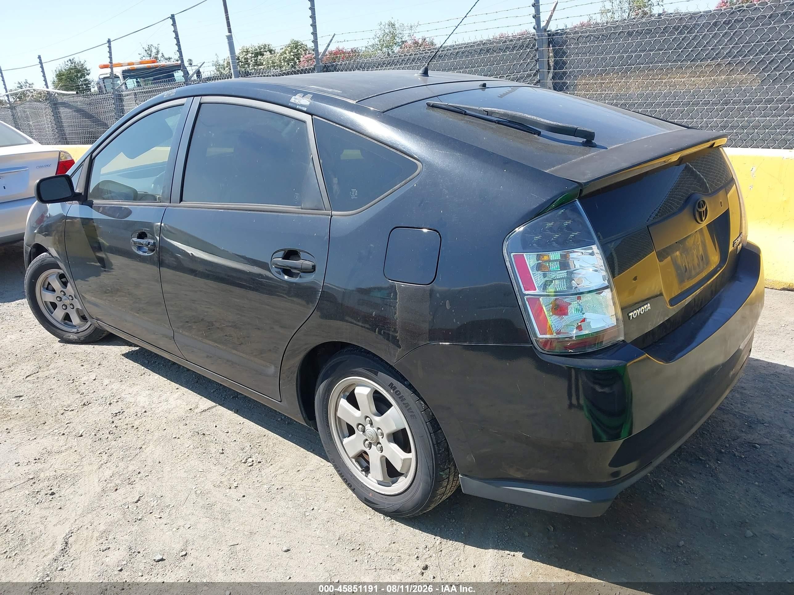 2005 Toyota Prius   Black vin: JTDKB20U053028162
