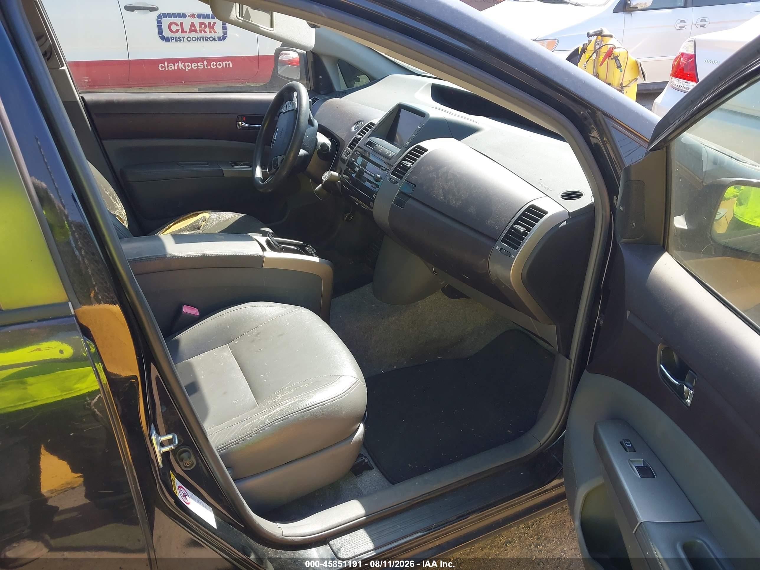 2005 Toyota Prius   Black vin: JTDKB20U053028162