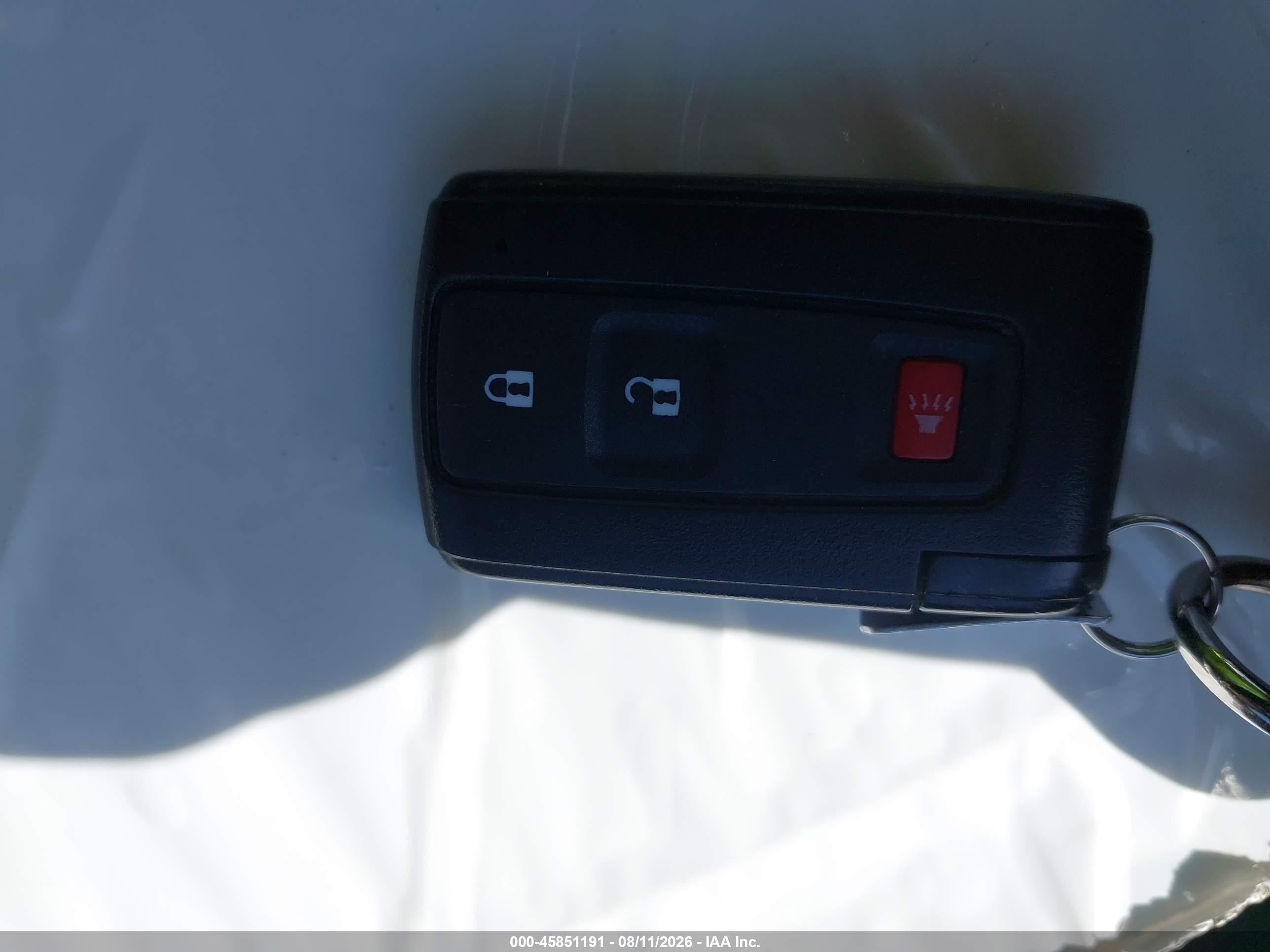 2005 Toyota Prius   Black vin: JTDKB20U053028162