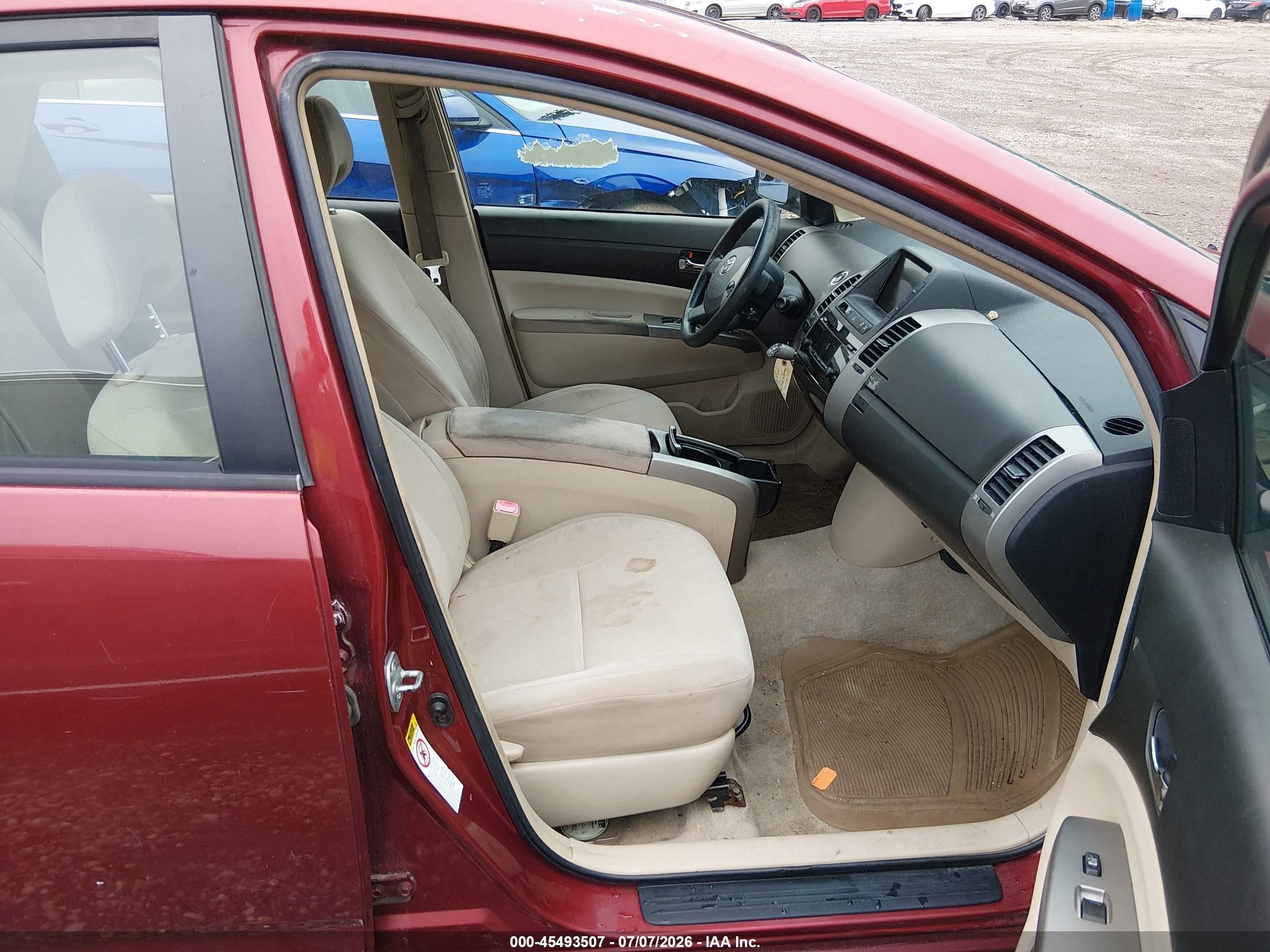 2005 Toyota Prius   Красный vin: JTDKB20U053043762