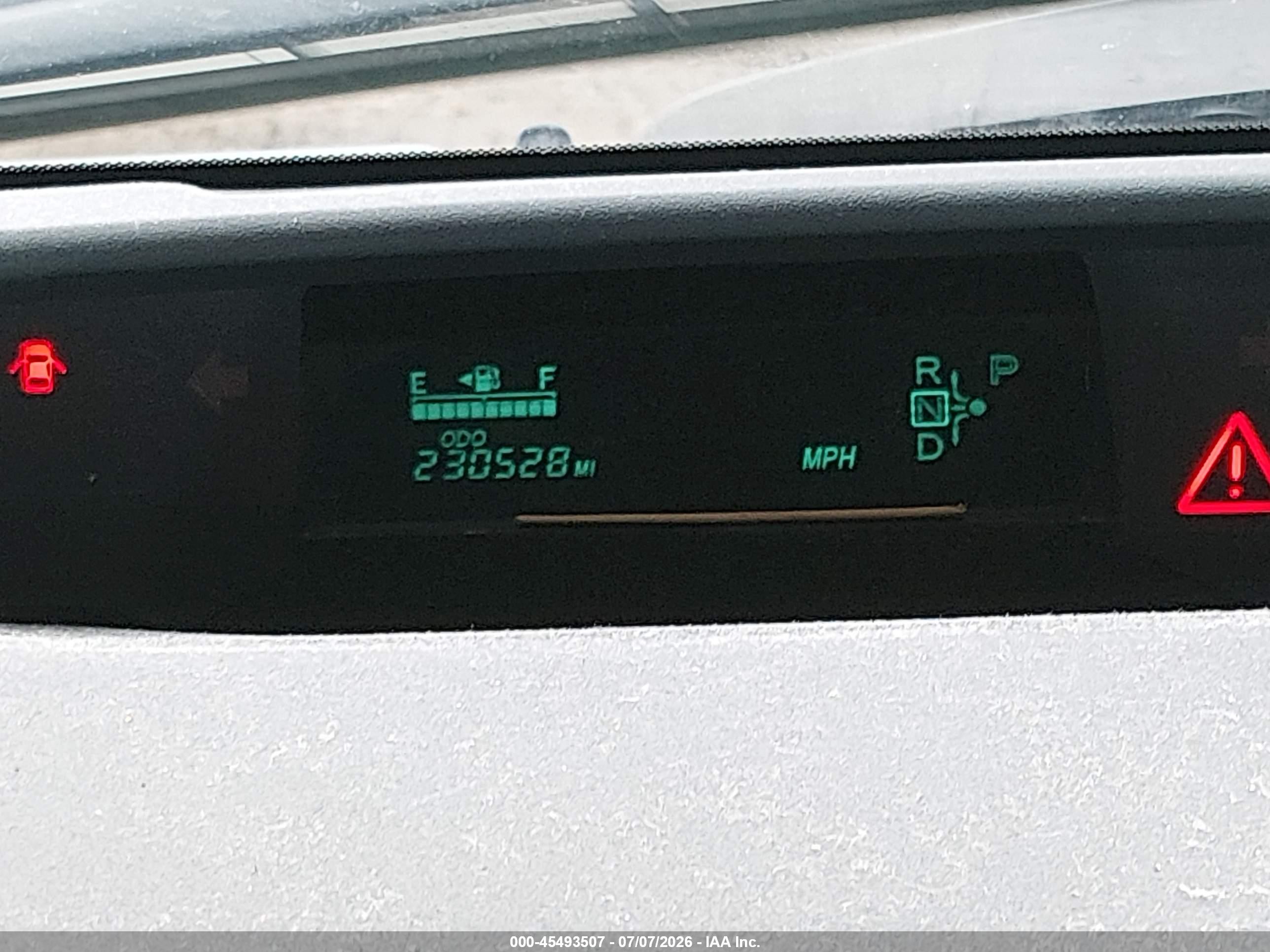 2005 Toyota Prius   Красный vin: JTDKB20U053043762