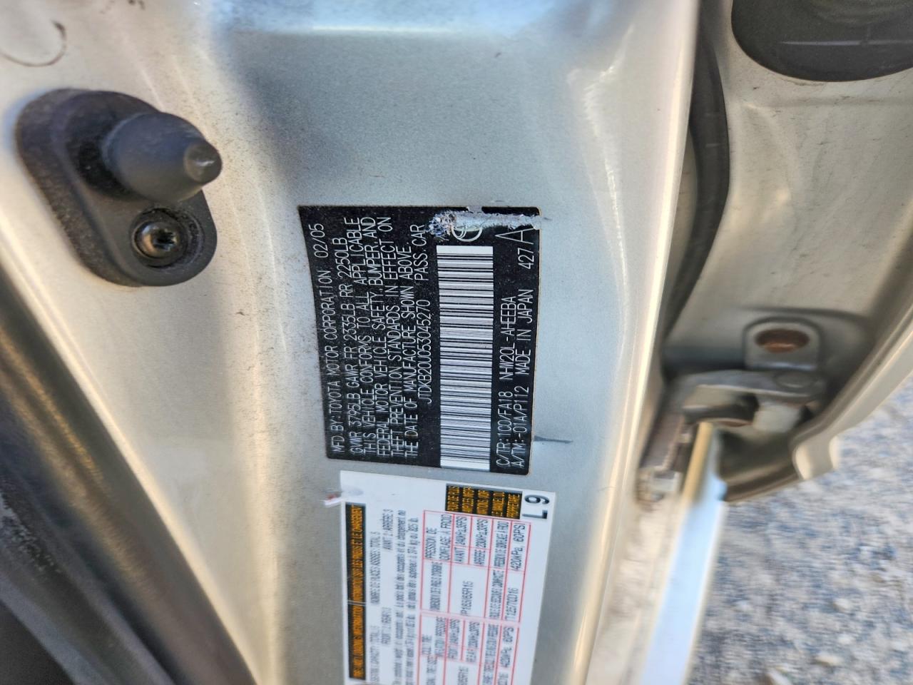 2005 Toyota Prius Base Silver vin: JTDKB20U053045270