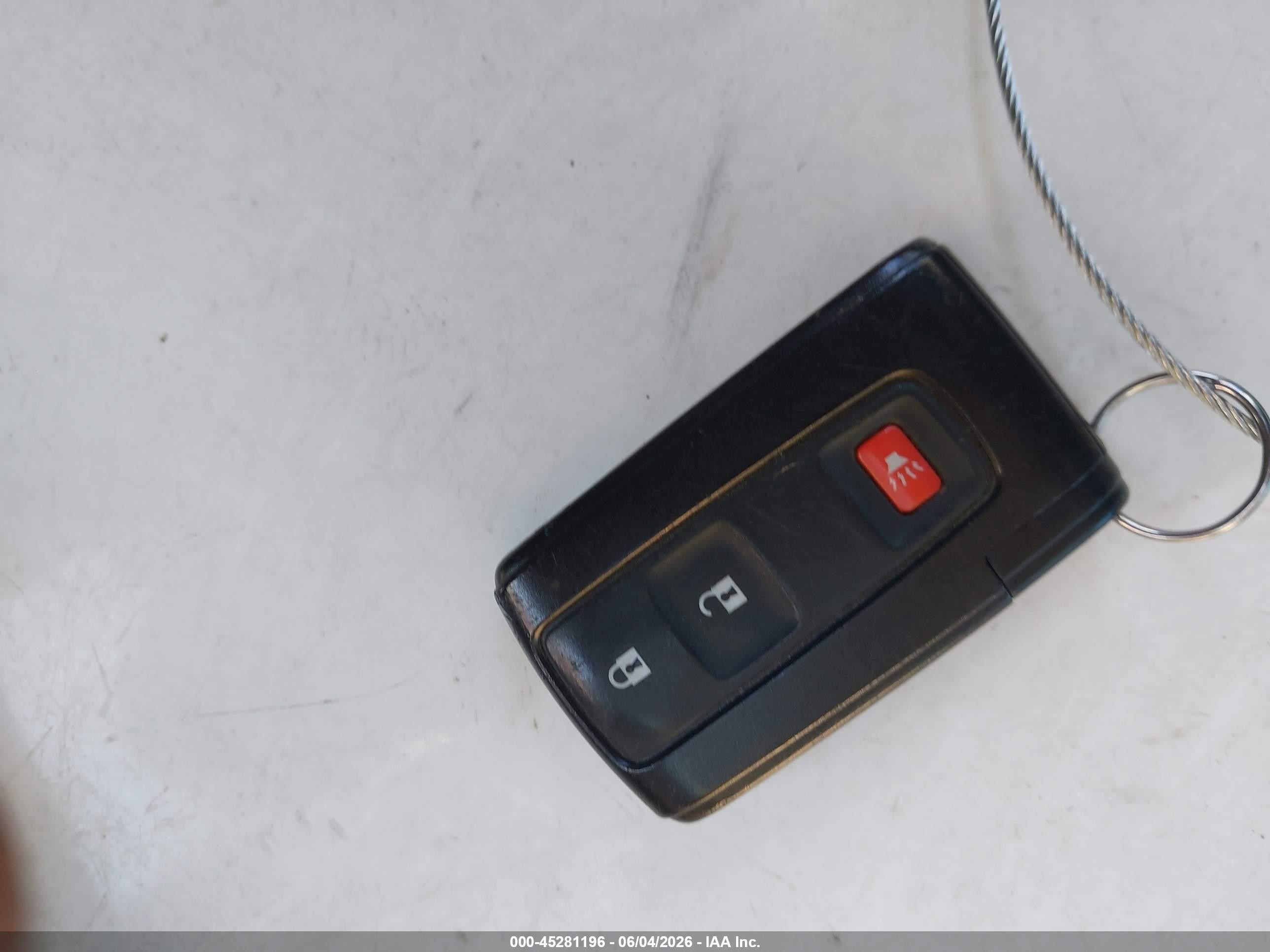 2005 Toyota Prius Золотой vin: JTDKB20U053079564