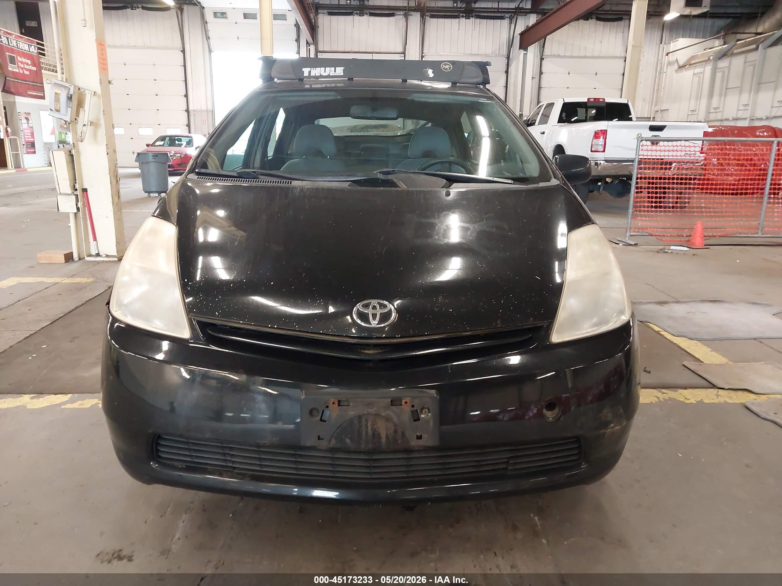 2005 Toyota Prius   Black vin: JTDKB20U053088863