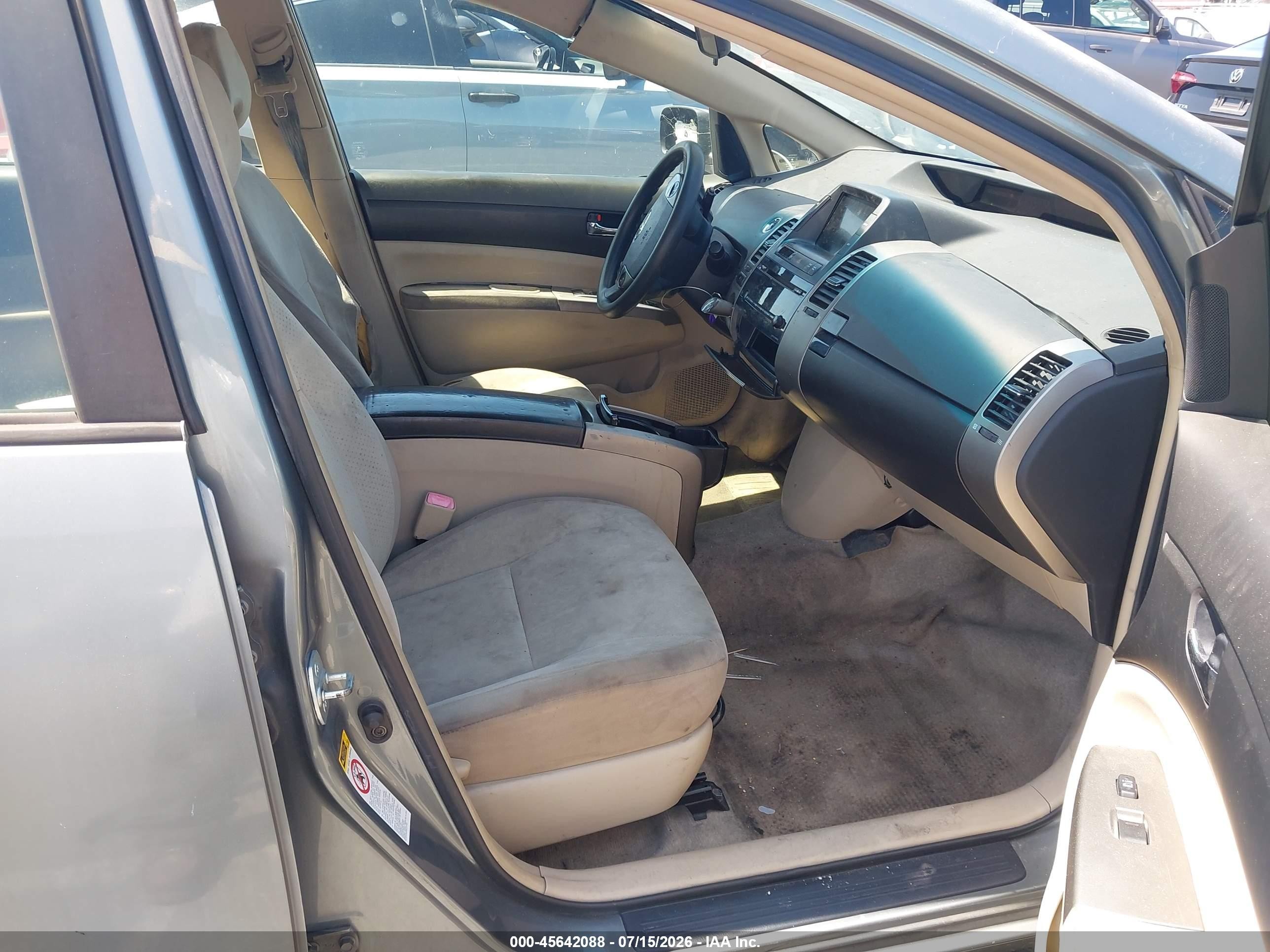 2005 Toyota Prius   Light Blue vin: JTDKB20U053090371