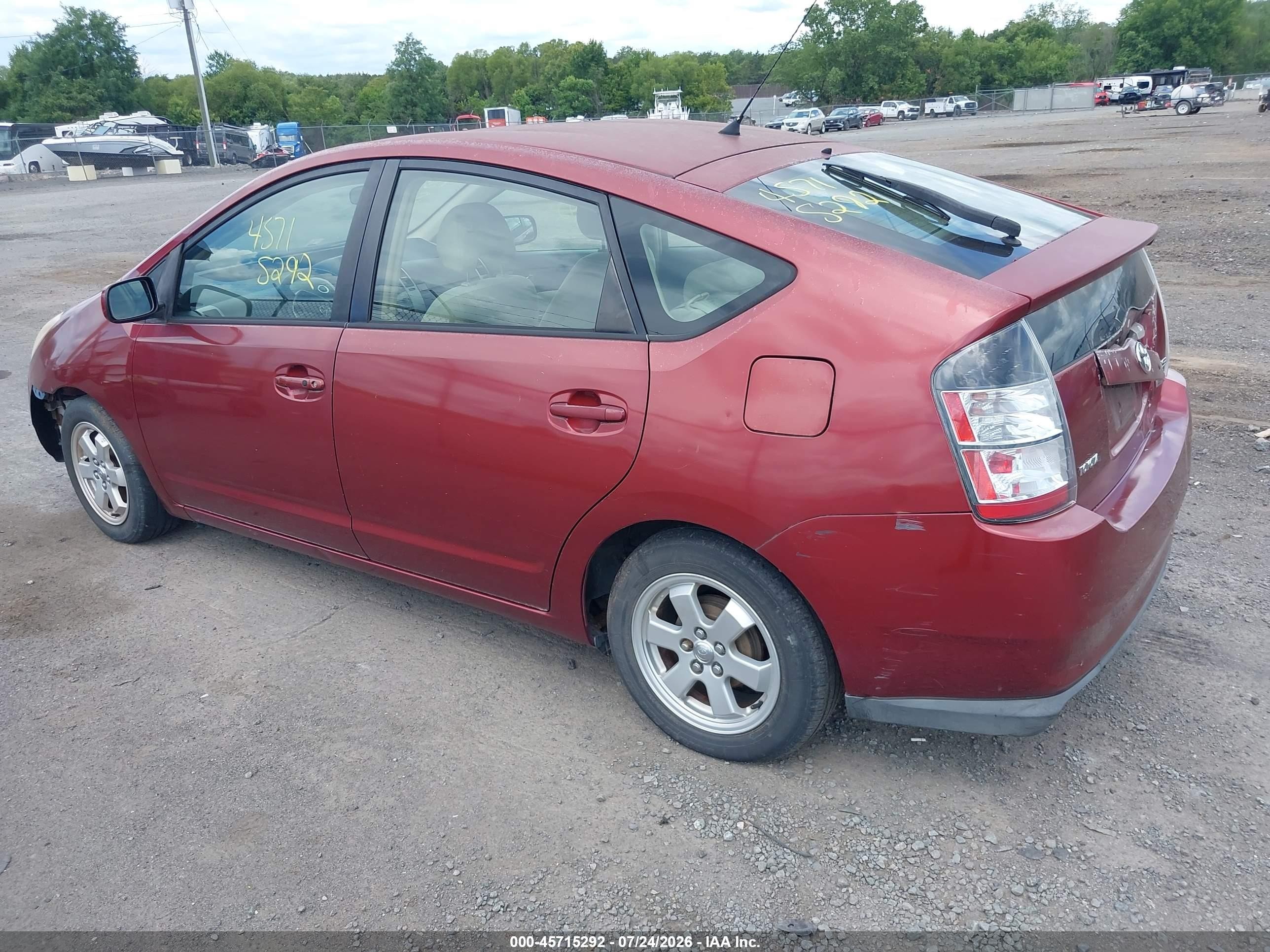 2005 Toyota Prius   Red vin: JTDKB20U053090774