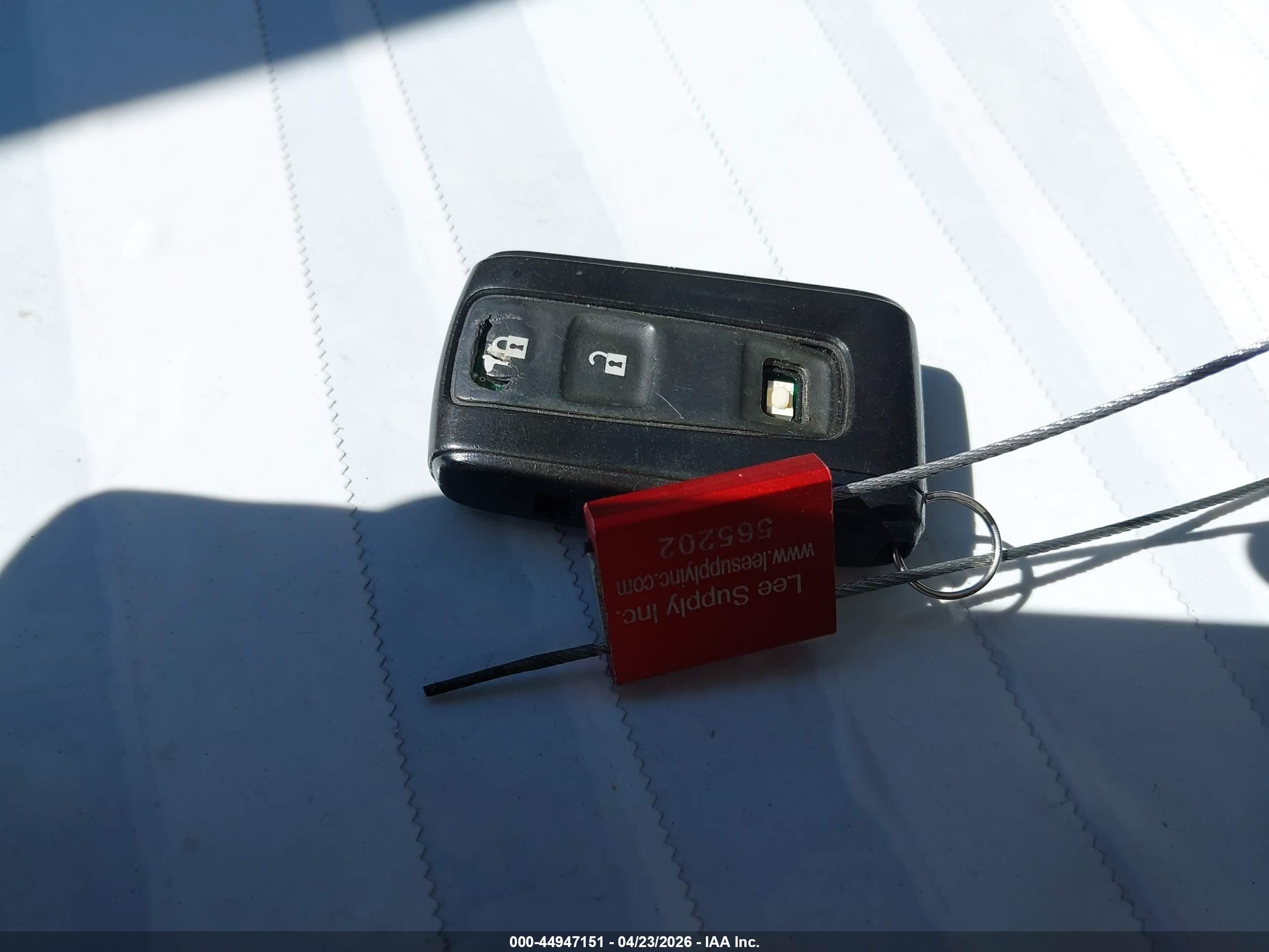 2005 Toyota Prius   Золотой vin: JTDKB20U053092072
