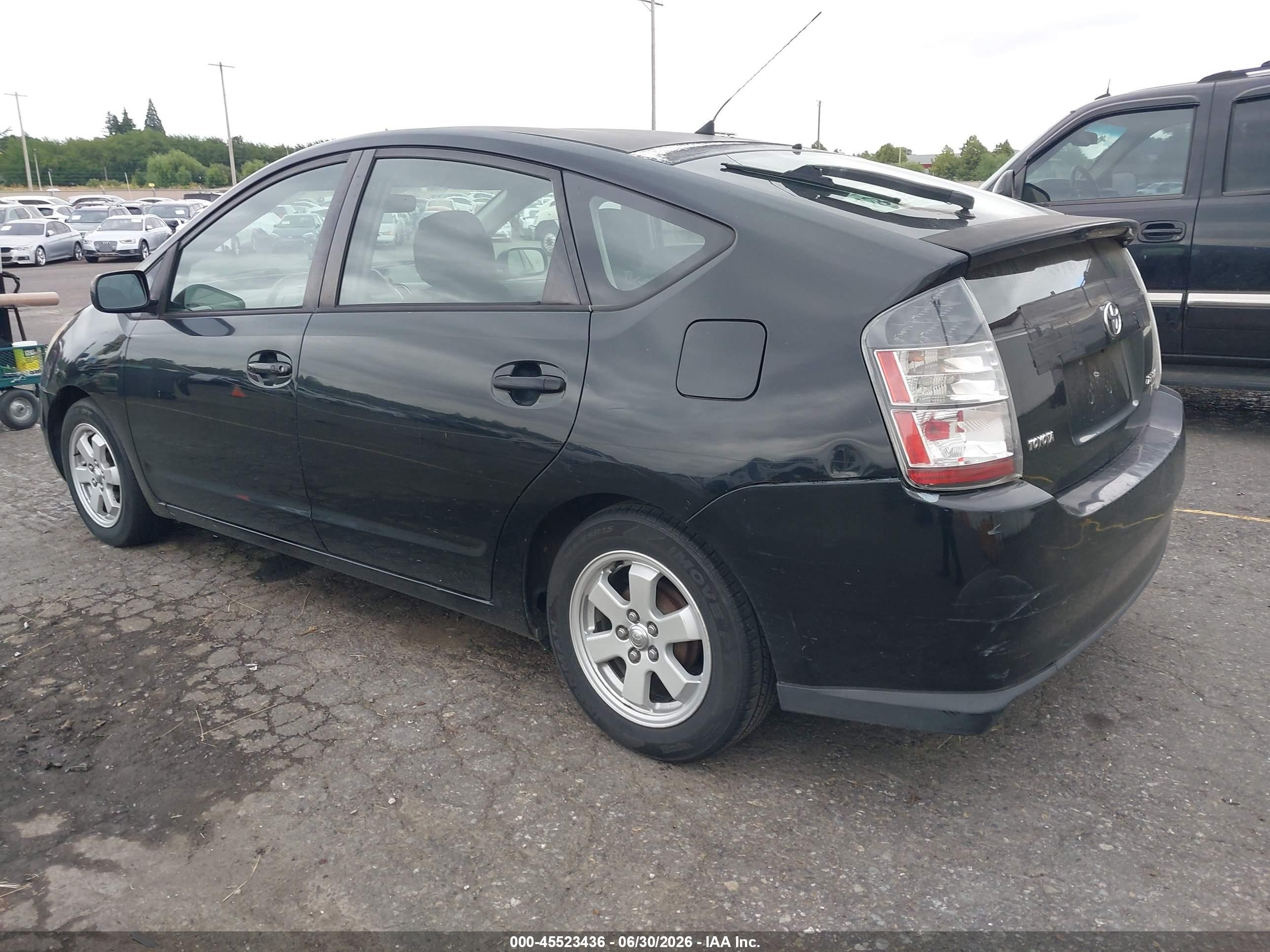 2005 Toyota Prius   Черный vin: JTDKB20U053108111