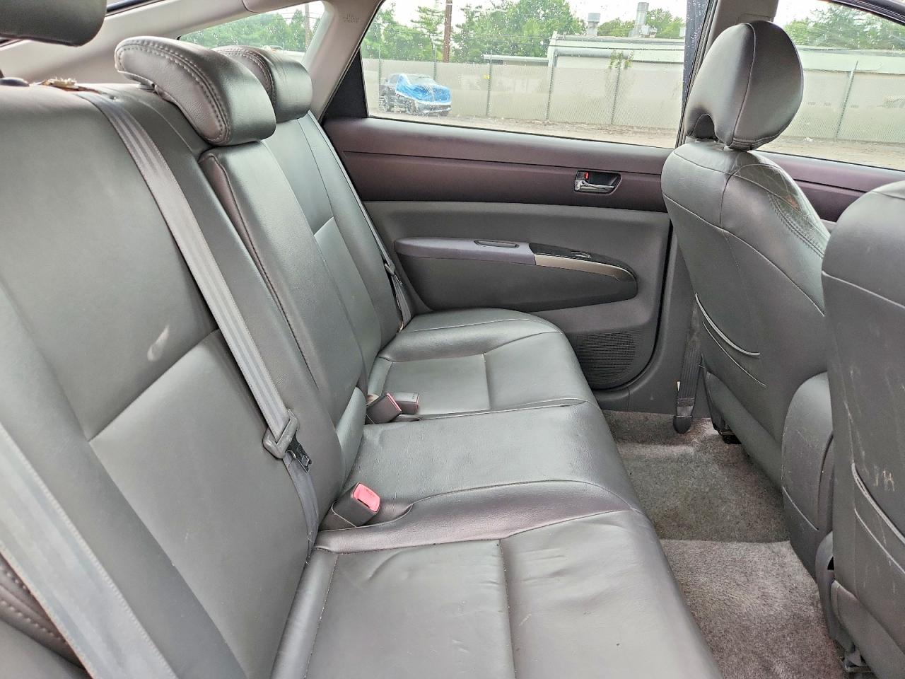 2005 Toyota Prius Base Black vin: JTDKB20U053125796