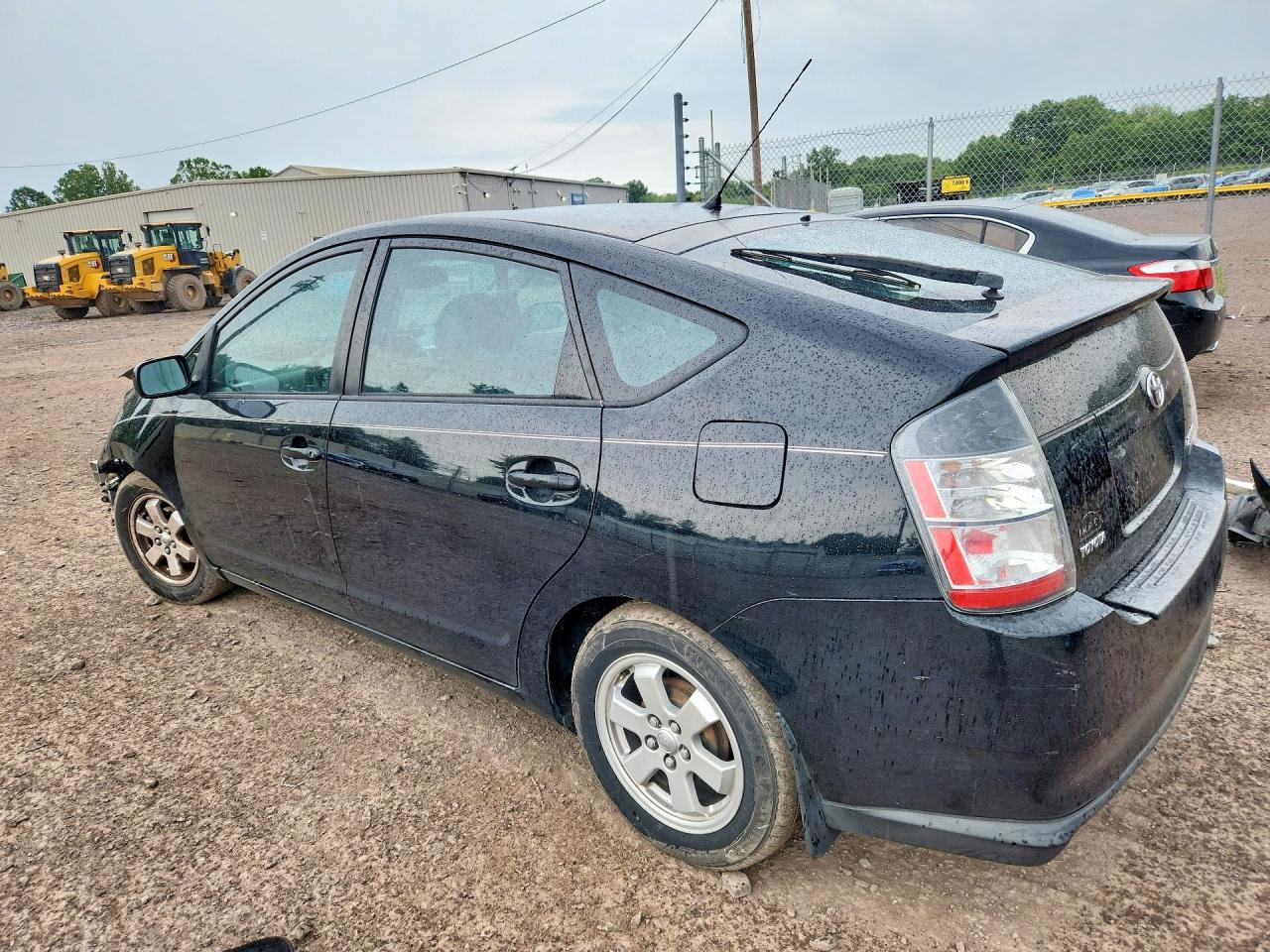 2005 Toyota Prius Base Black vin: JTDKB20U053125796