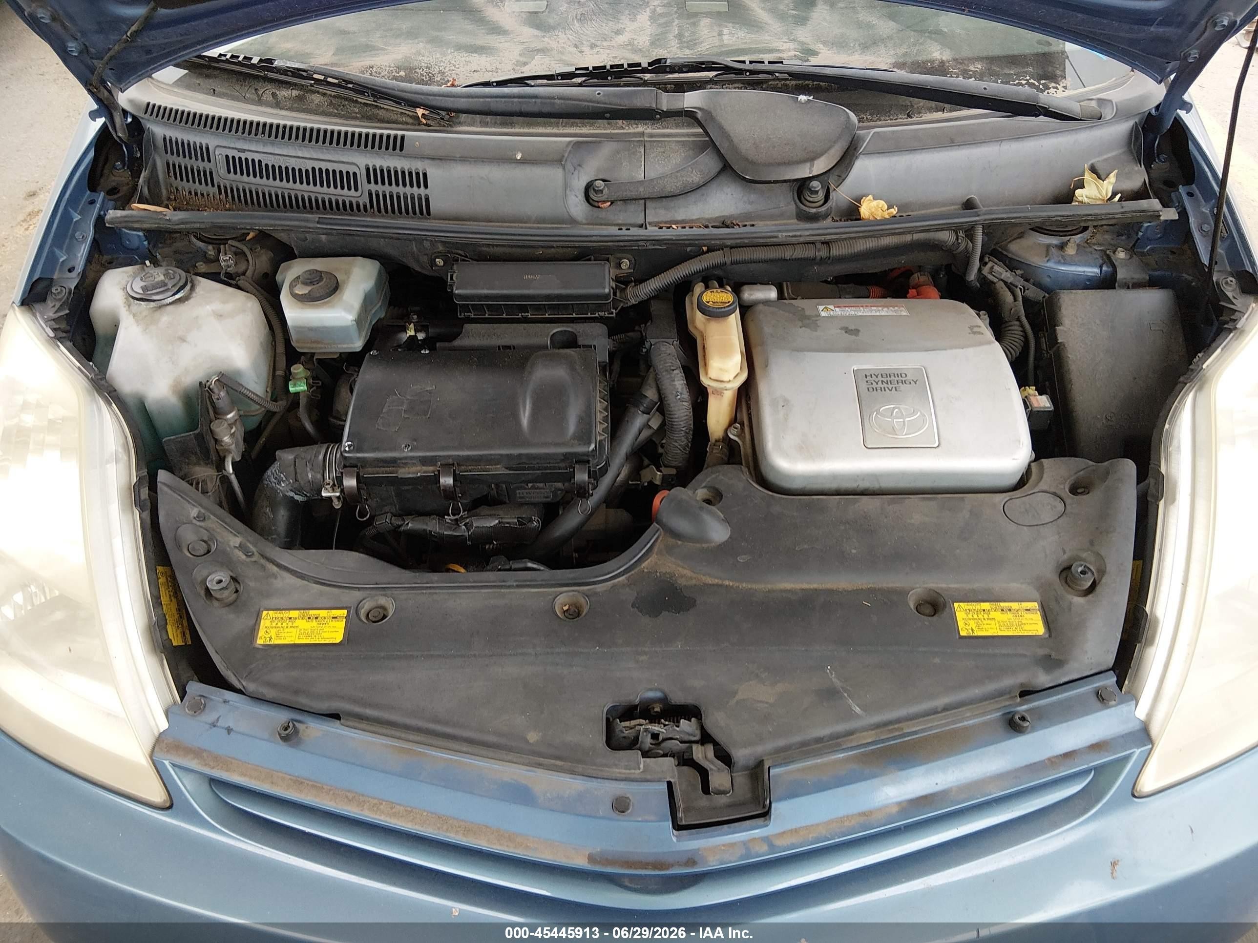 2005 Toyota Prius   Light Blue vin: JTDKB20U057039090