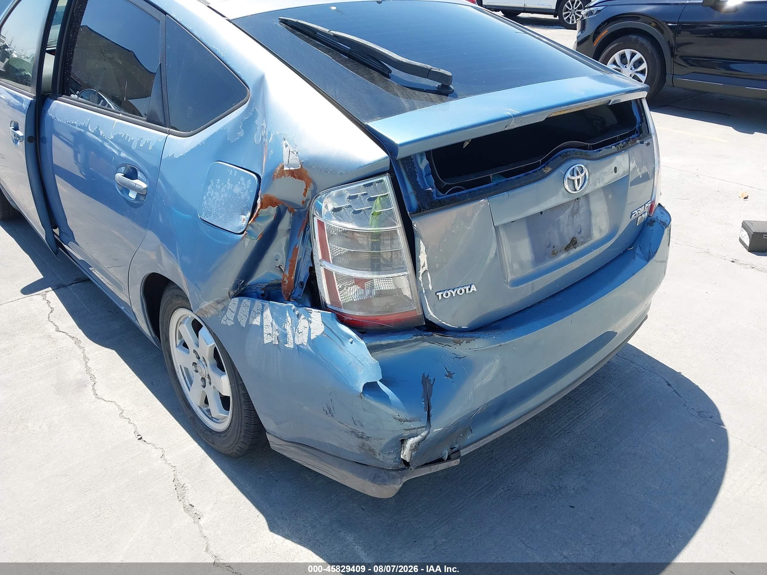 2006 Toyota Prius   Blue vin: JTDKB20U063128621