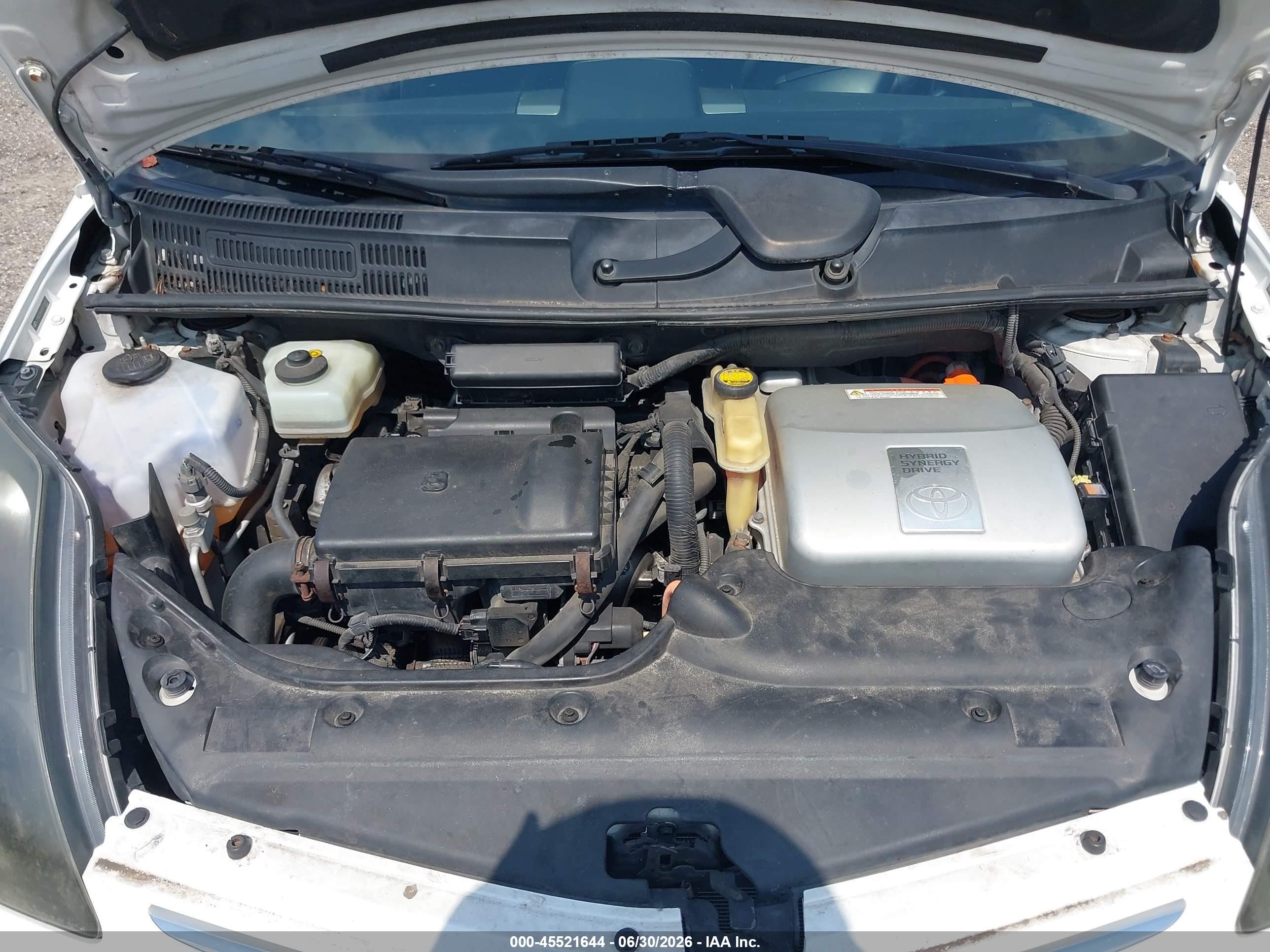 2006 Toyota Prius   White vin: JTDKB20U063129297
