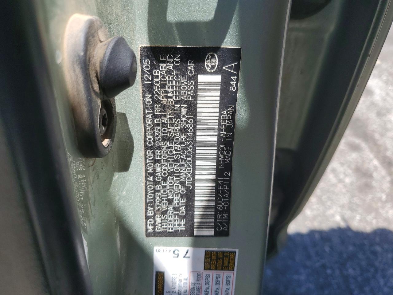 2006 Toyota Prius Base Green vin: JTDKB20U063146861