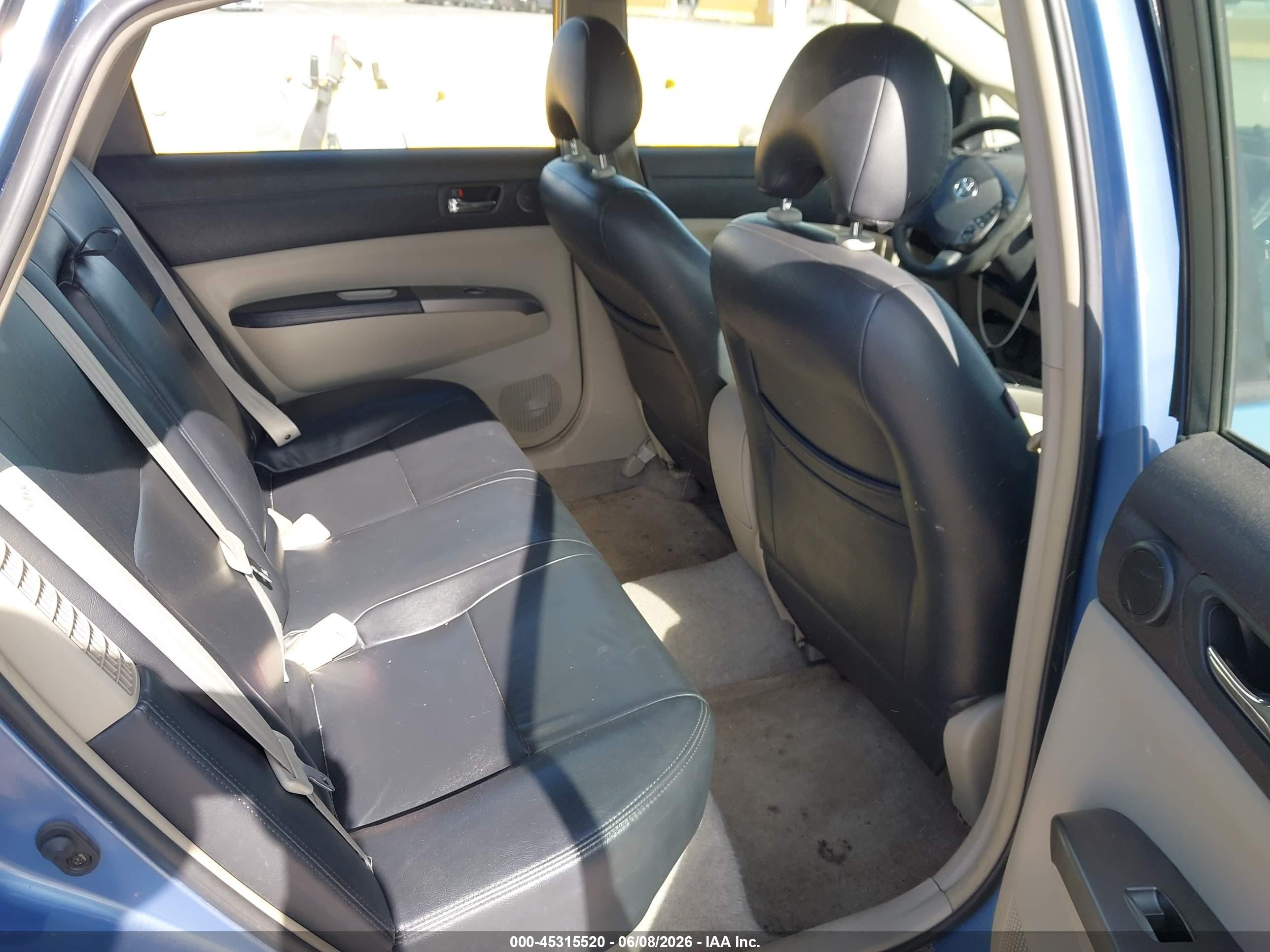 2006 Toyota Prius   Blue vin: JTDKB20U067079557