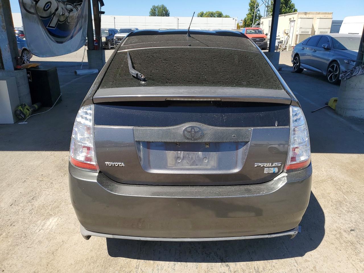 2007 Toyota Prius Base Gray vin: JTDKB20U073225772