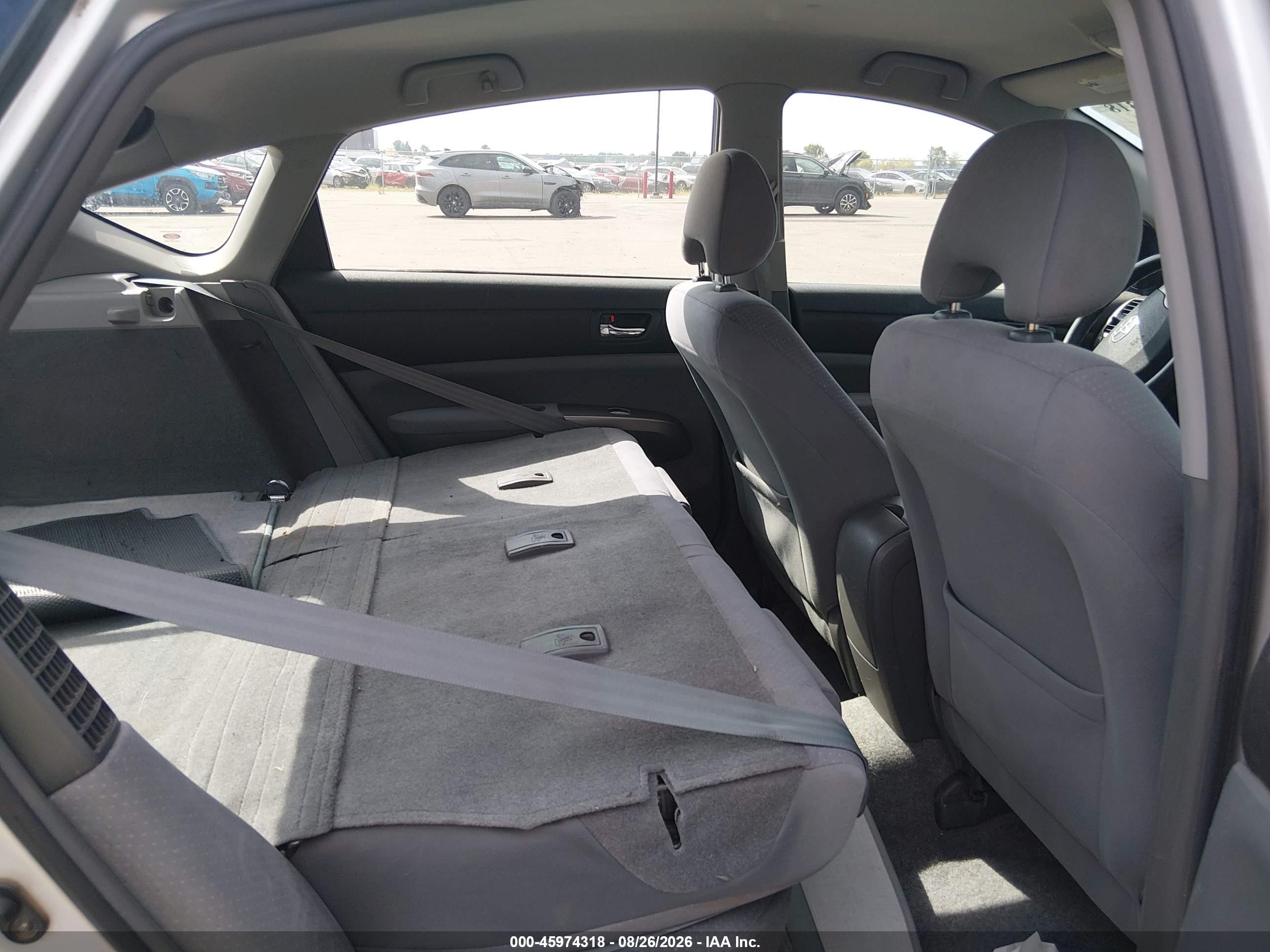 2007 Toyota Prius   Silver vin: JTDKB20U073240675