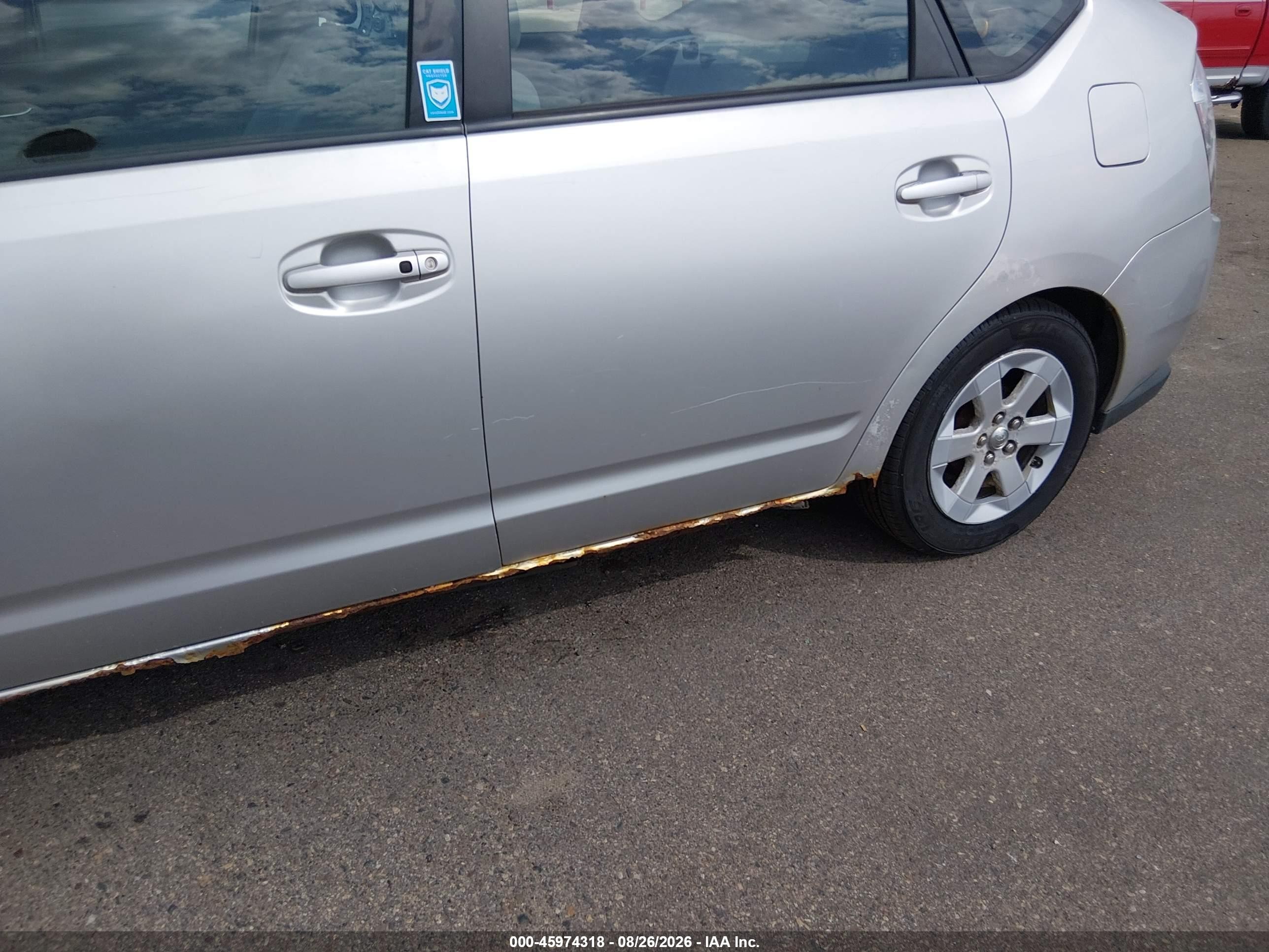 2007 Toyota Prius   Silver vin: JTDKB20U073240675