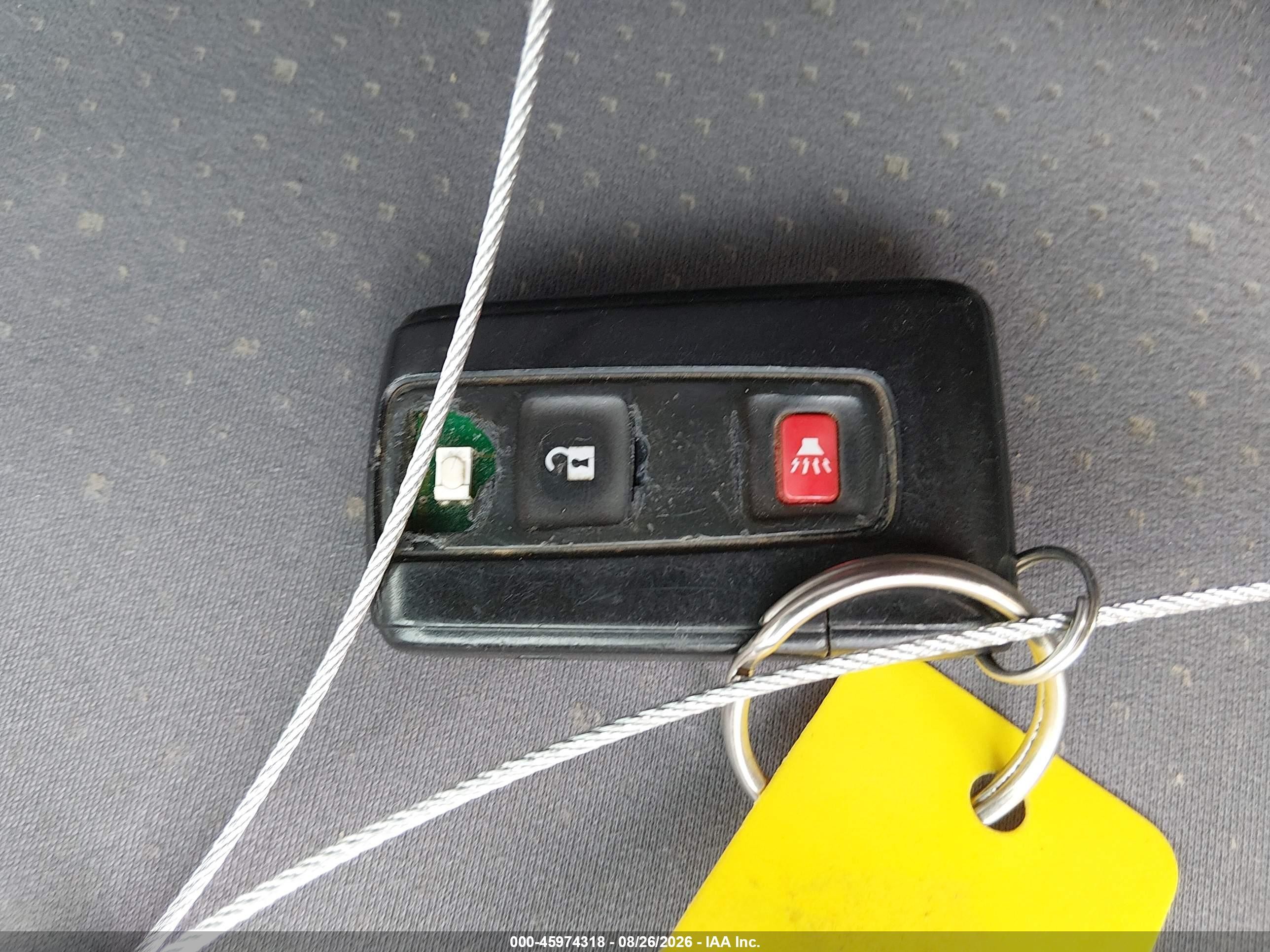 2007 Toyota Prius   Silver vin: JTDKB20U073240675