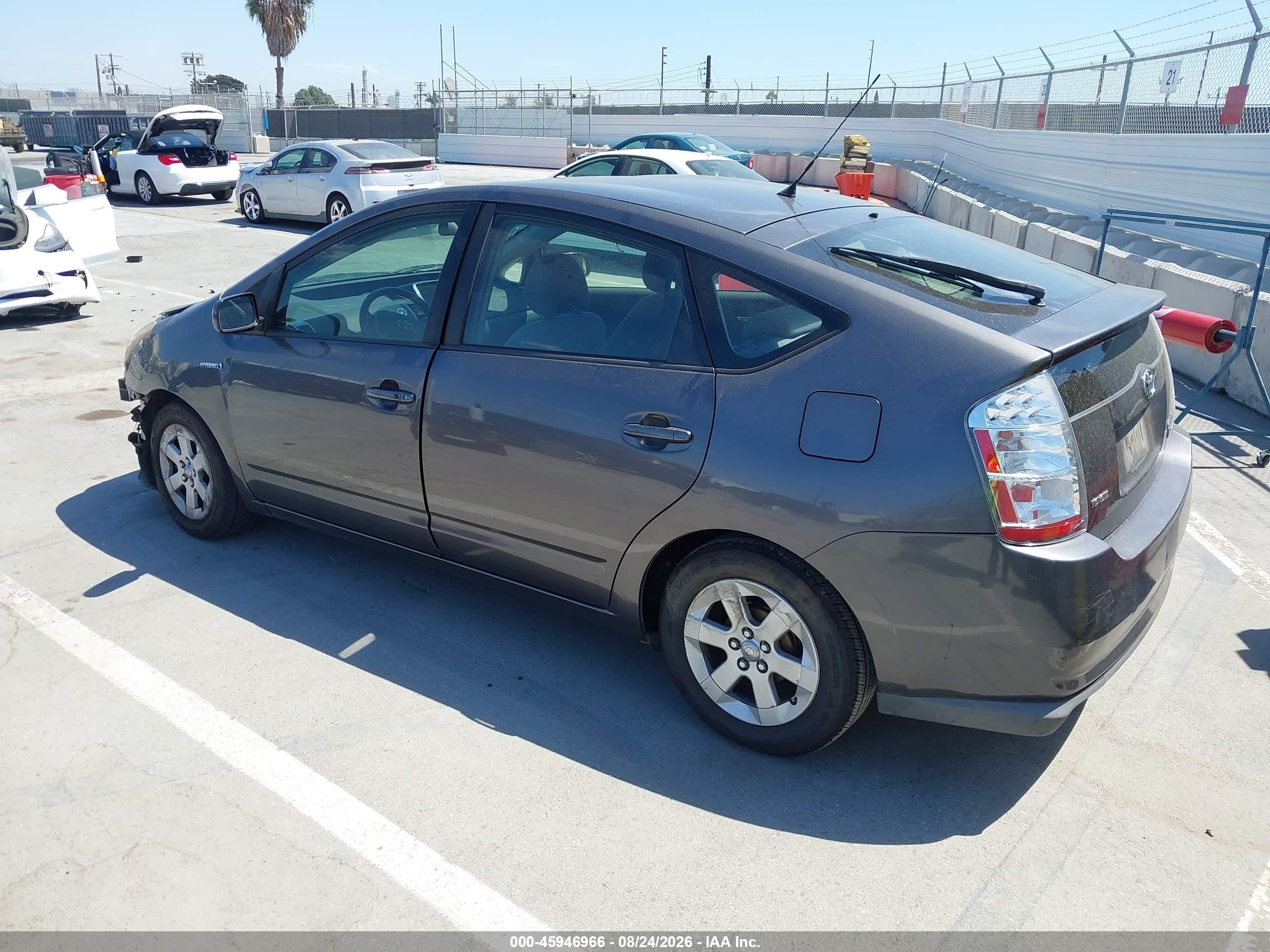 2007 Toyota Prius   Gray vin: JTDKB20U073271845