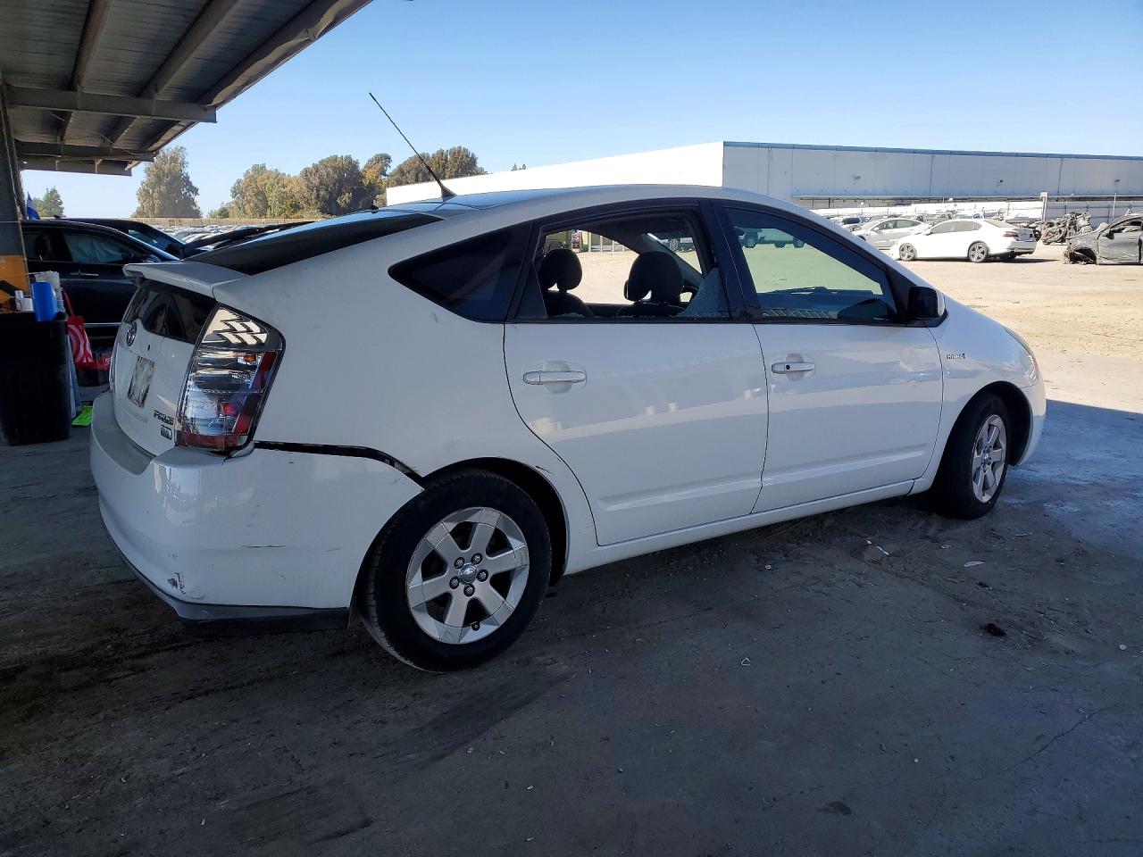 2007 Toyota Prius Белый vin: JTDKB20U073274616