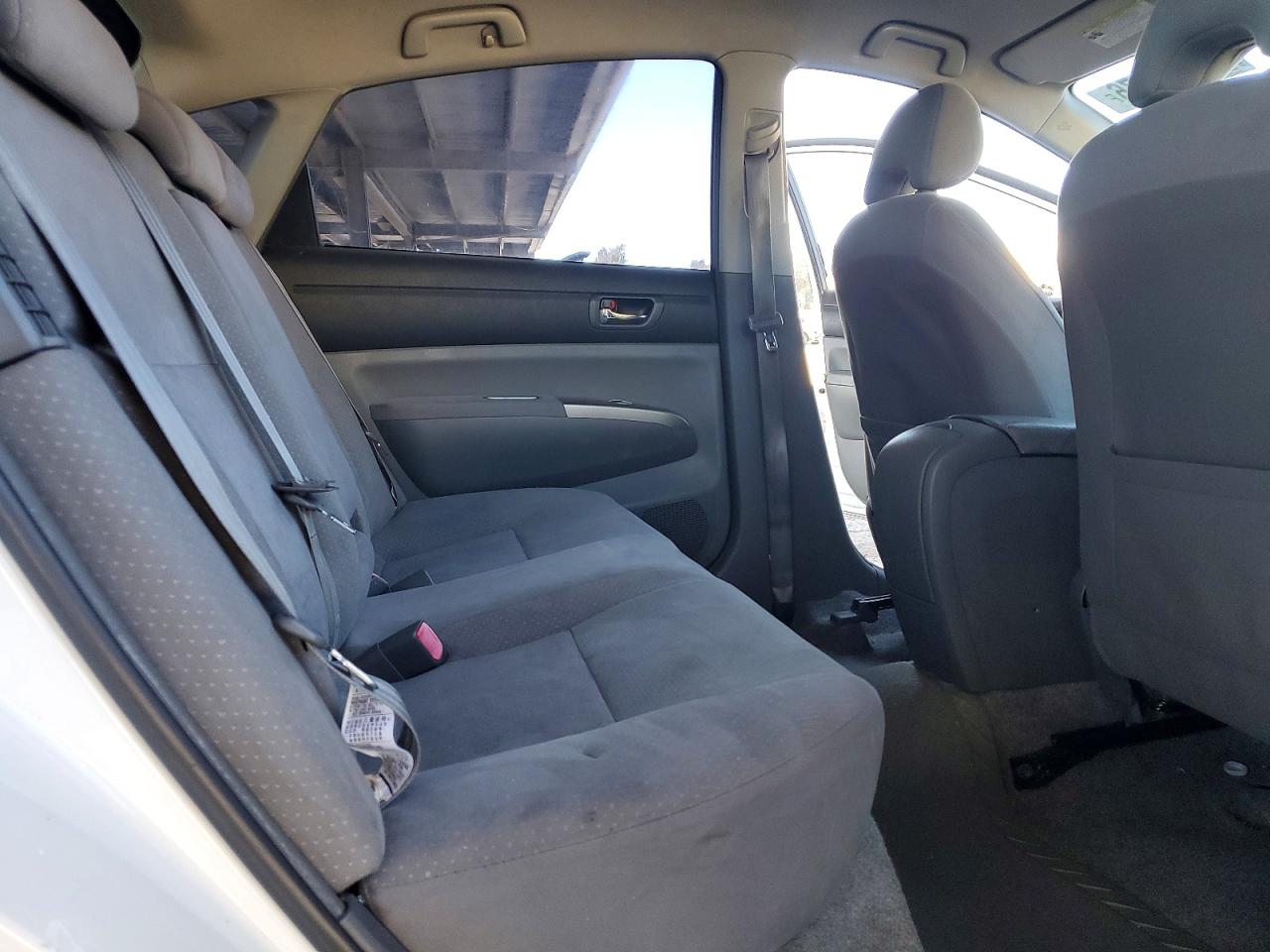 2007 Toyota Prius Белый vin: JTDKB20U073274616