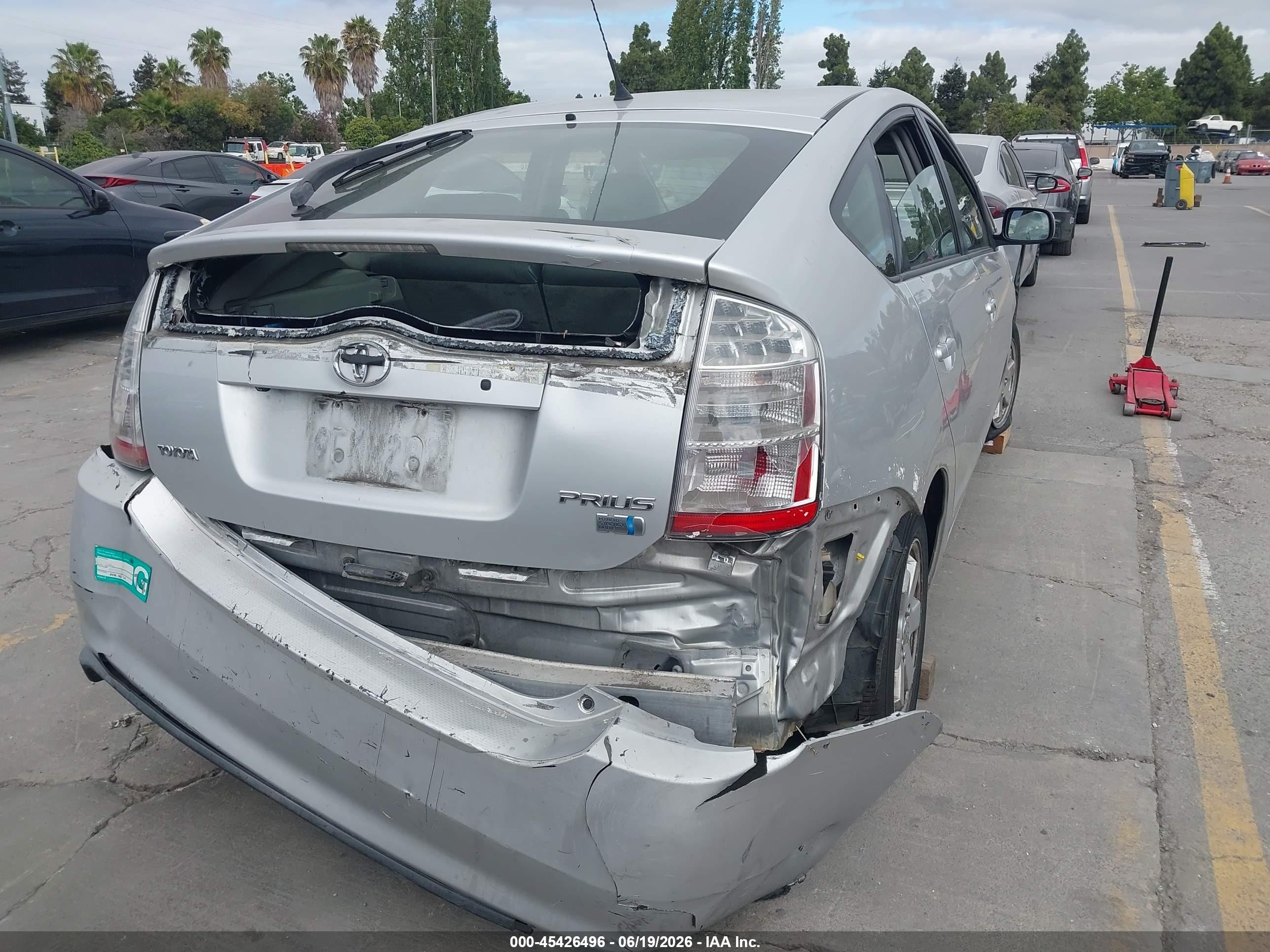 2007 Toyota Prius   Gray vin: JTDKB20U077090768