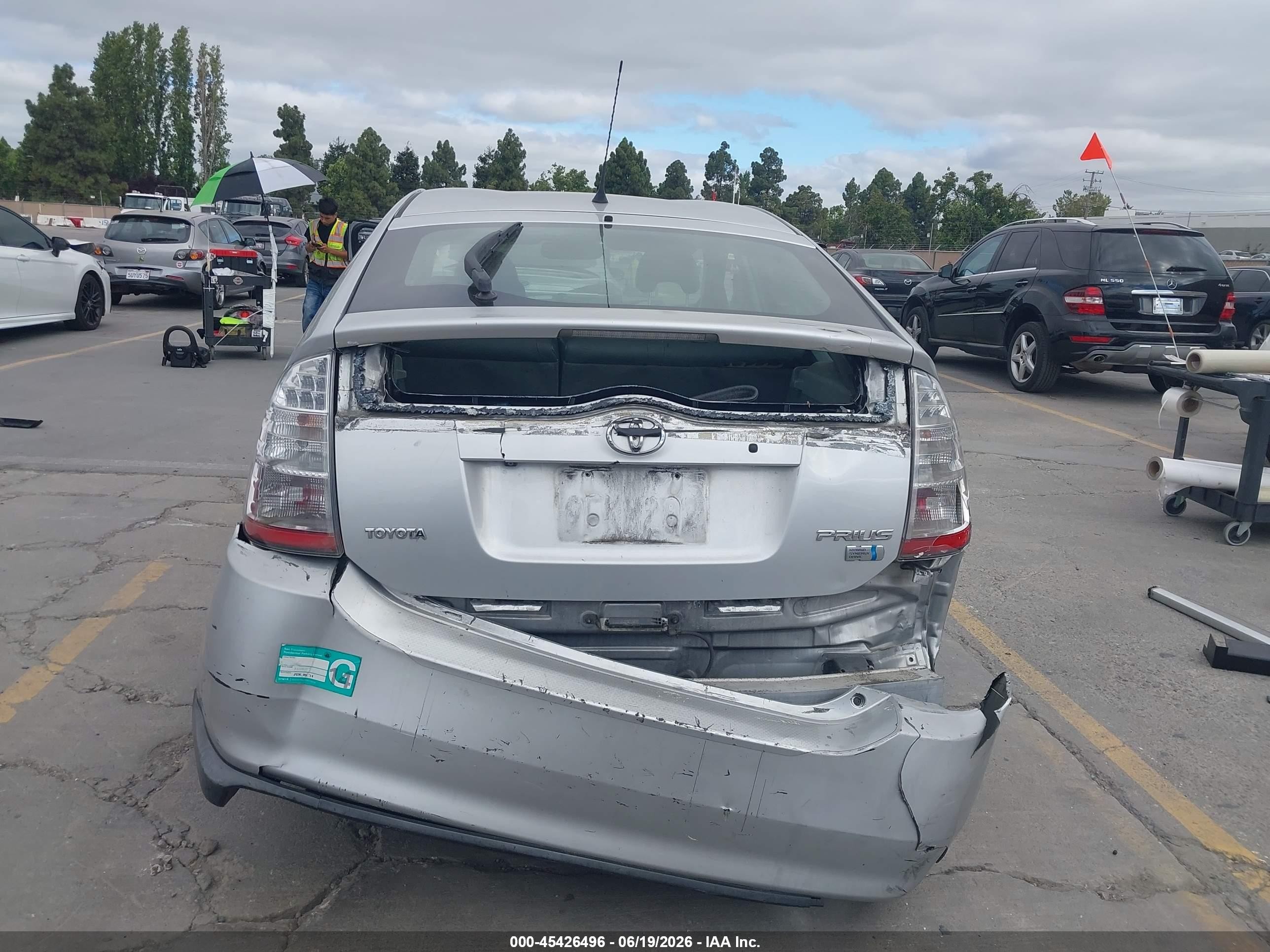 2007 Toyota Prius   Gray vin: JTDKB20U077090768