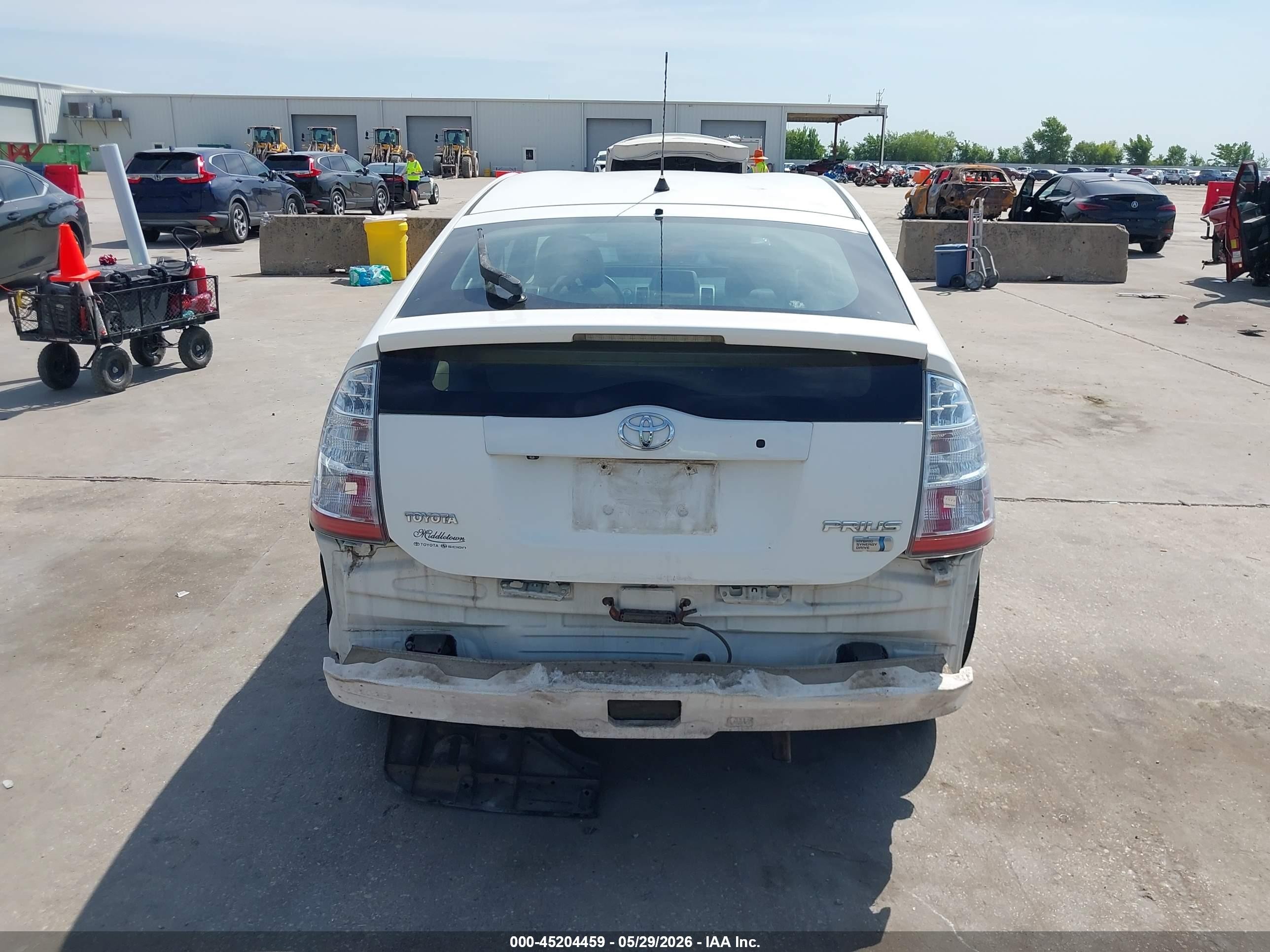 2007 Toyota Prius   White vin: JTDKB20U077552004