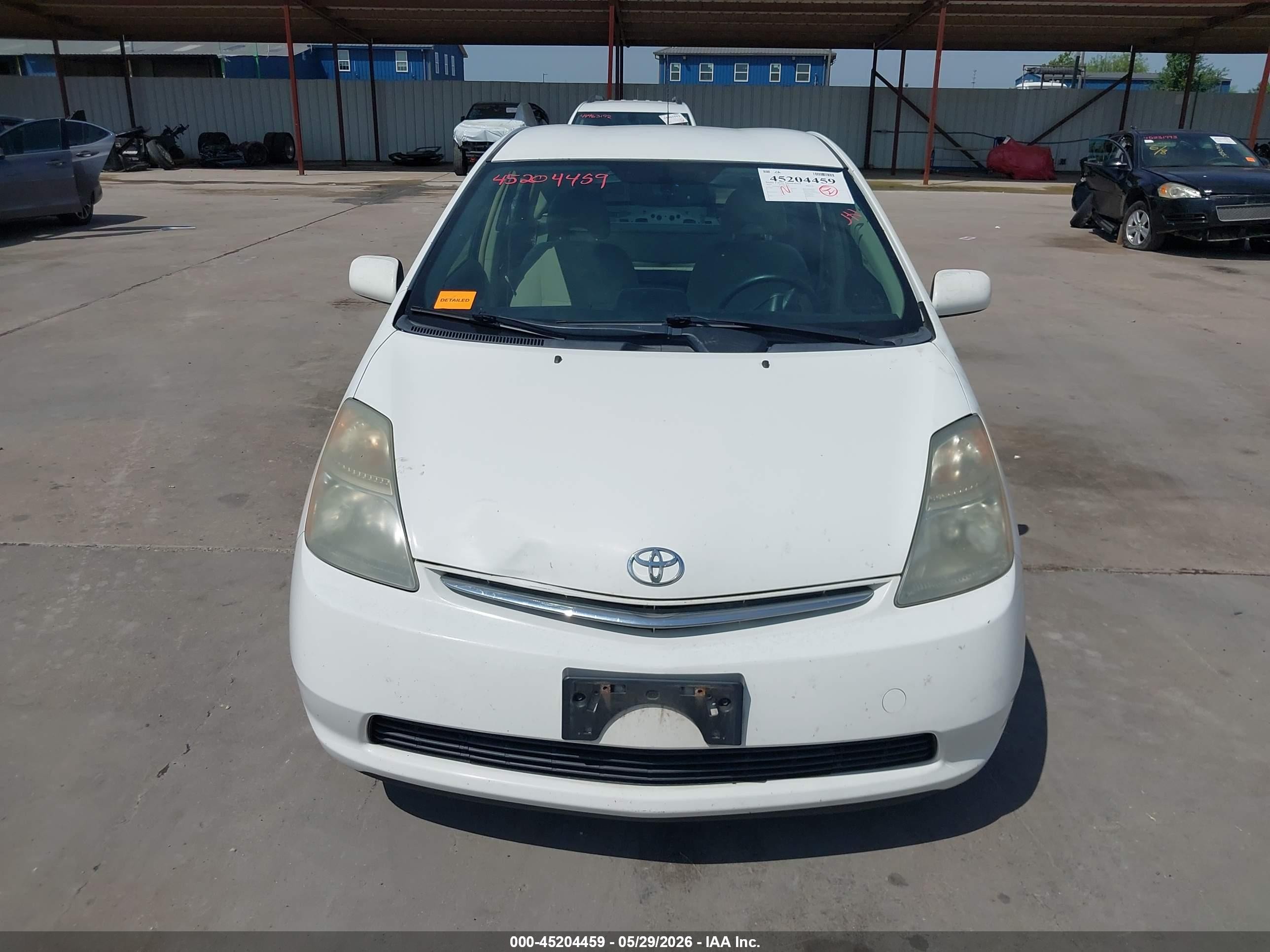 2007 Toyota Prius   White vin: JTDKB20U077552004