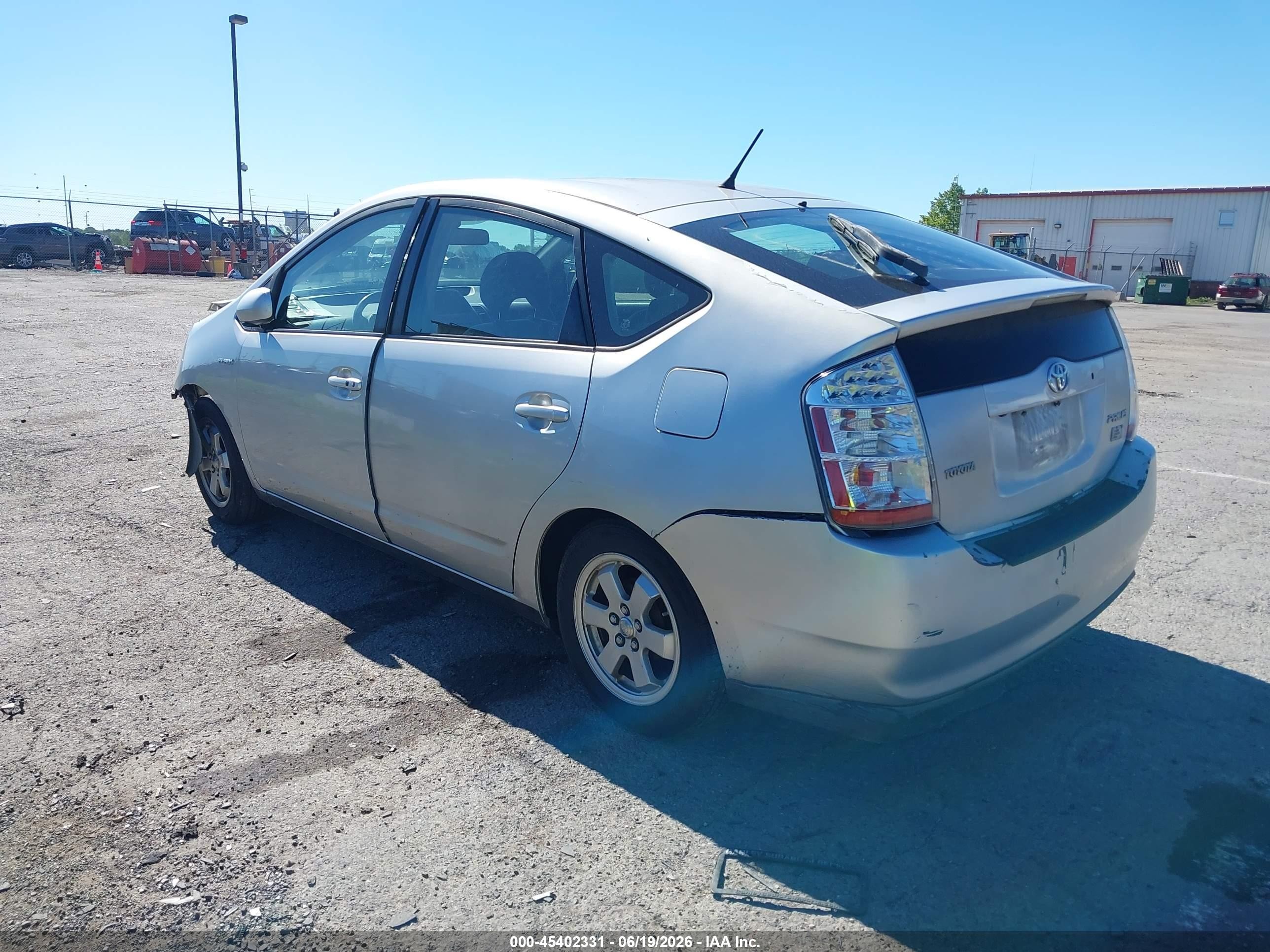 2007 Toyota Prius Серебряный vin: JTDKB20U077563102