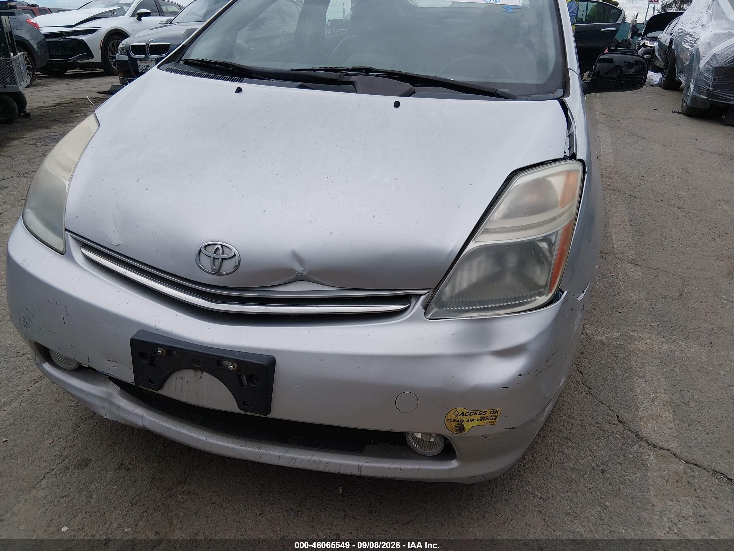 2007 Toyota Prius   Серебряный vin: JTDKB20U077569949