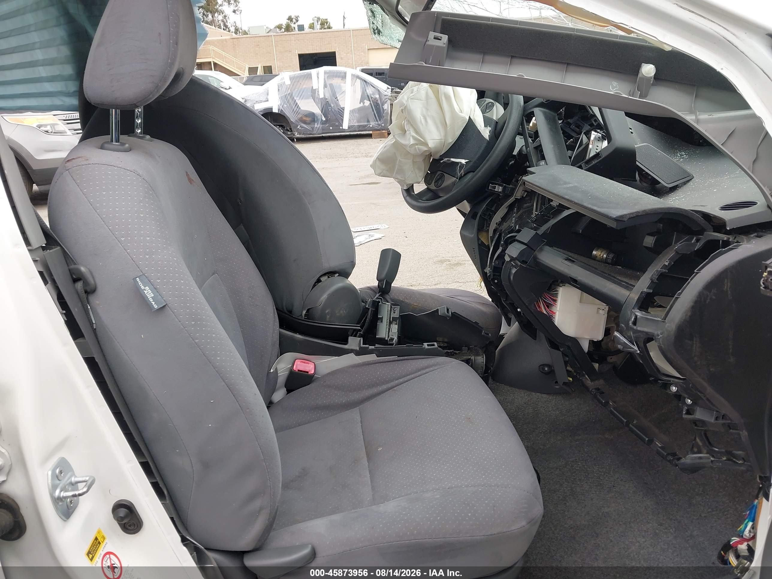 2007 Toyota Prius Touring White vin: JTDKB20U077575766