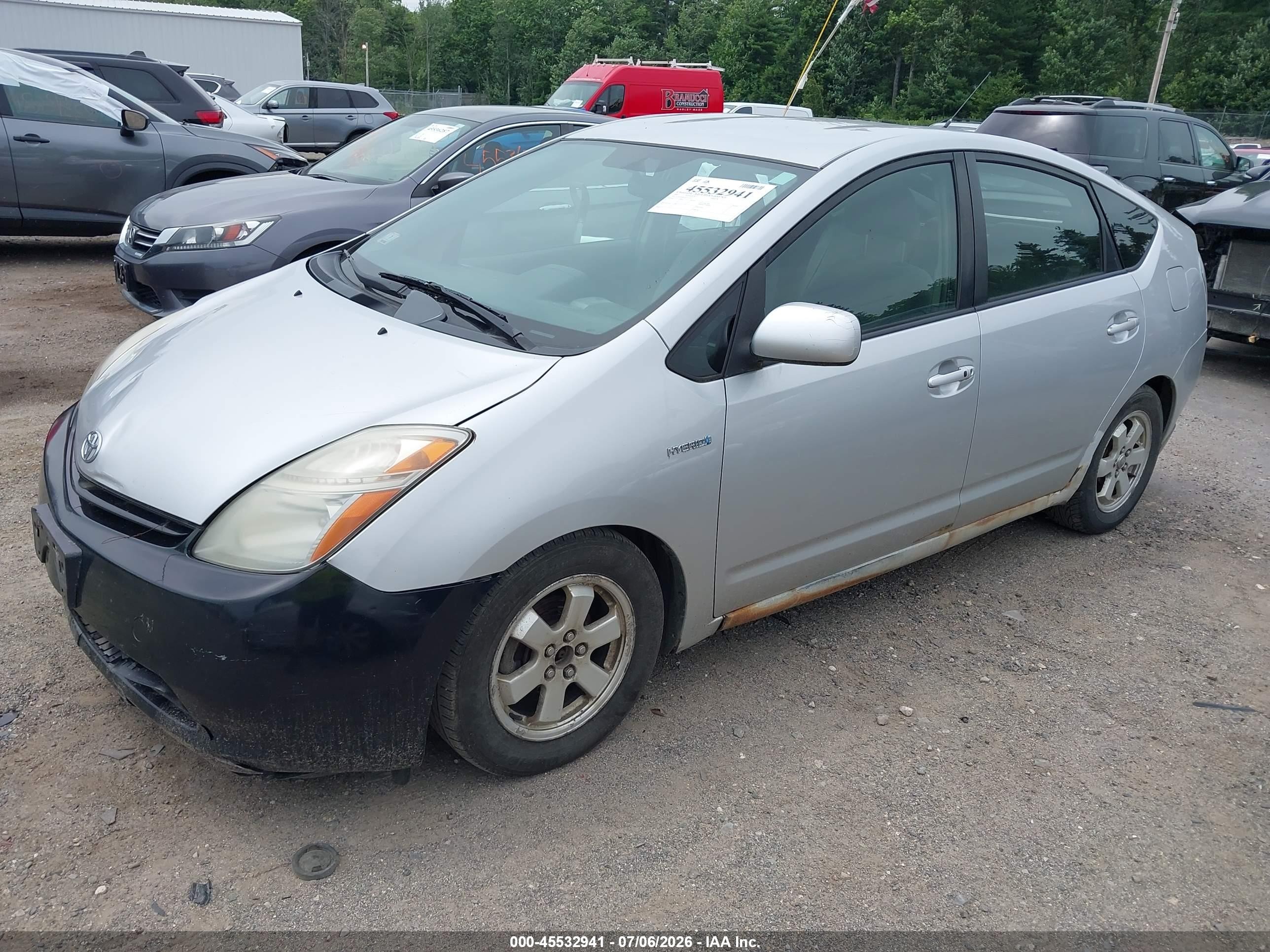 2007 Toyota Prius   Silver vin: JTDKB20U077577422