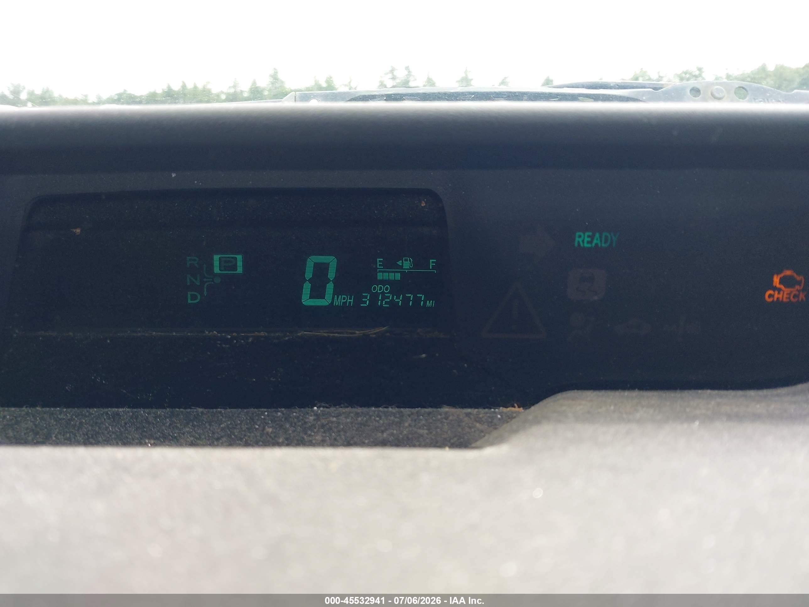2007 Toyota Prius   Silver vin: JTDKB20U077577422