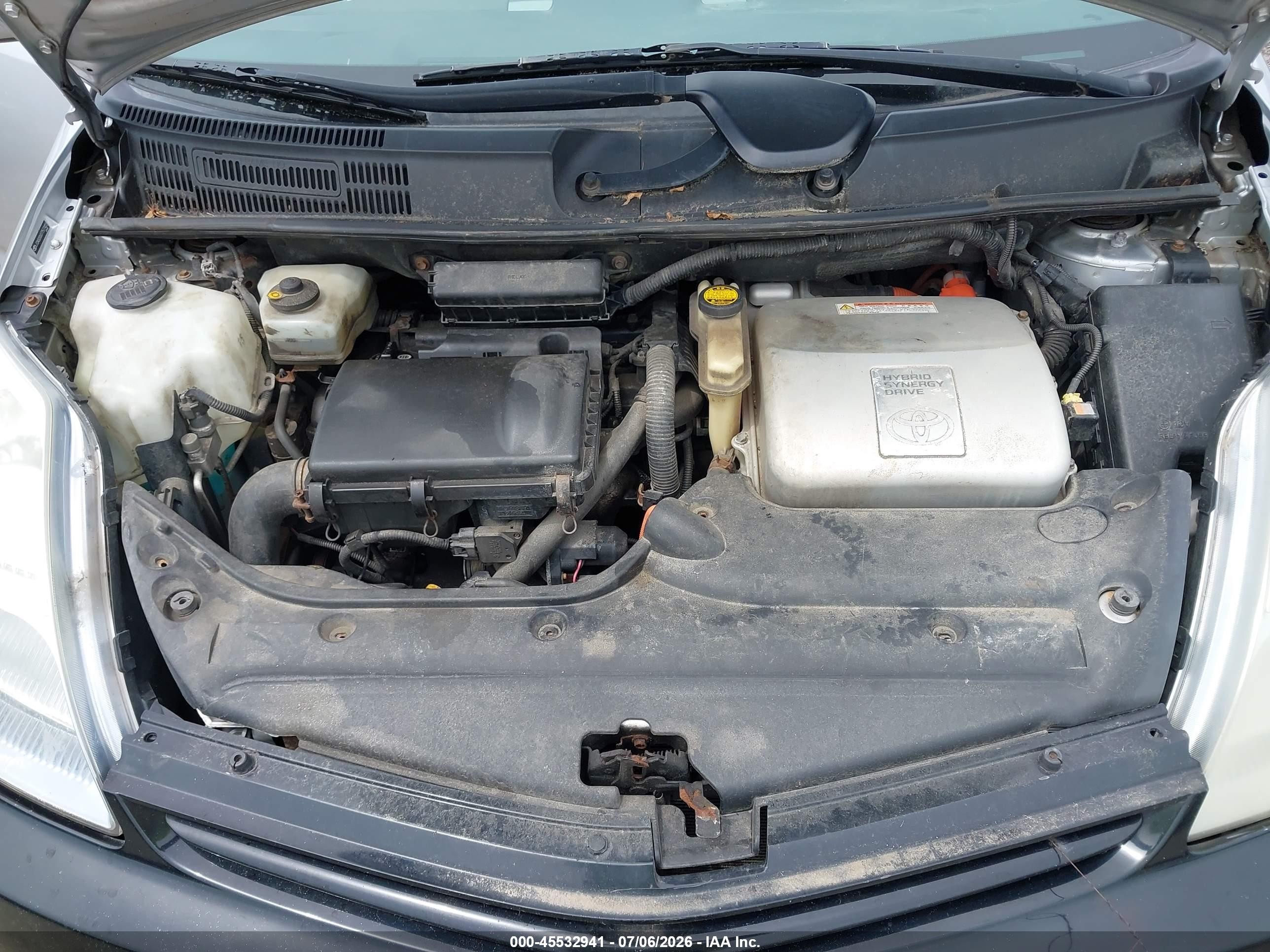 2007 Toyota Prius   Silver vin: JTDKB20U077577422