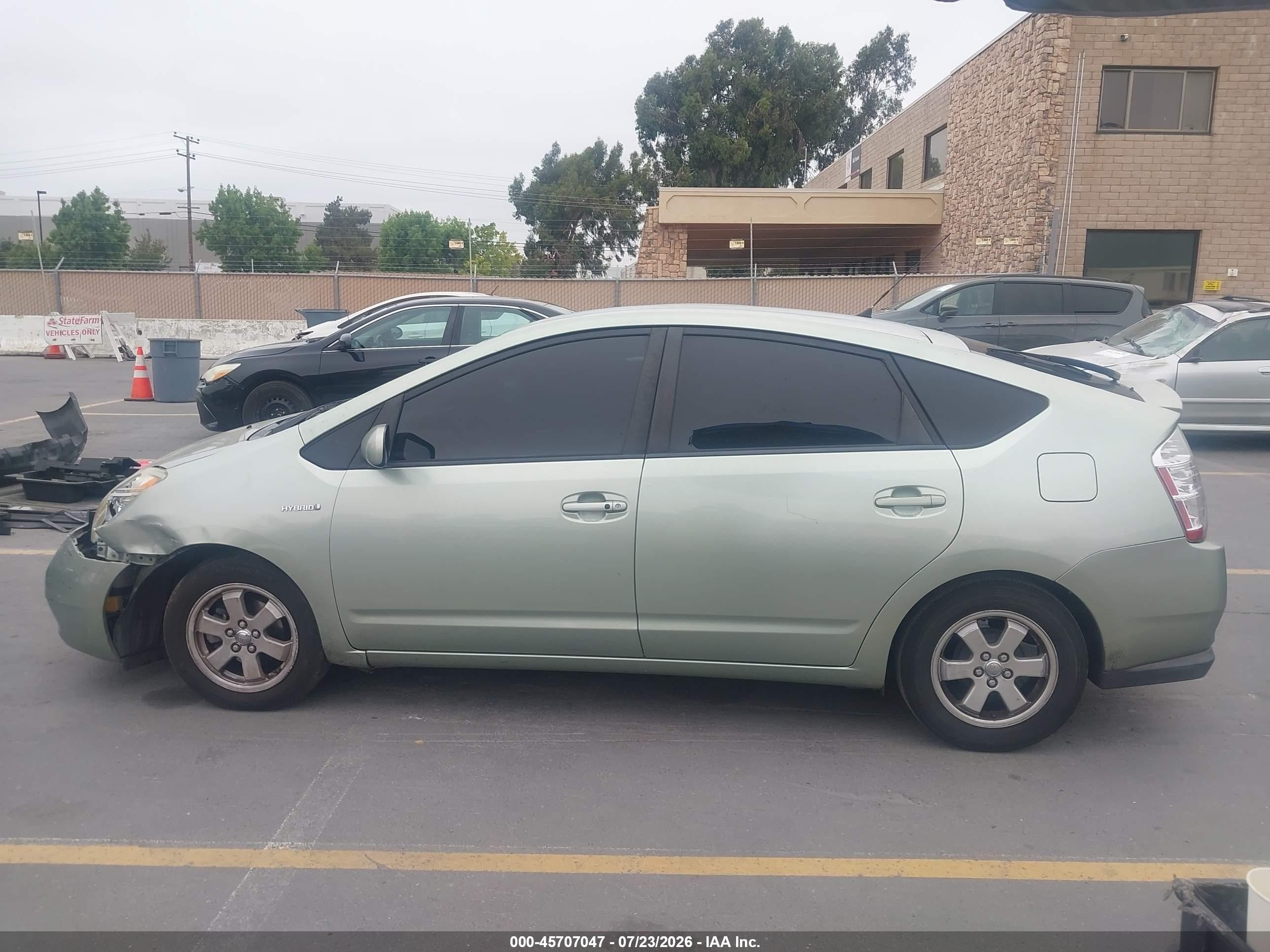 2007 Toyota Prius   Green vin: JTDKB20U077587738