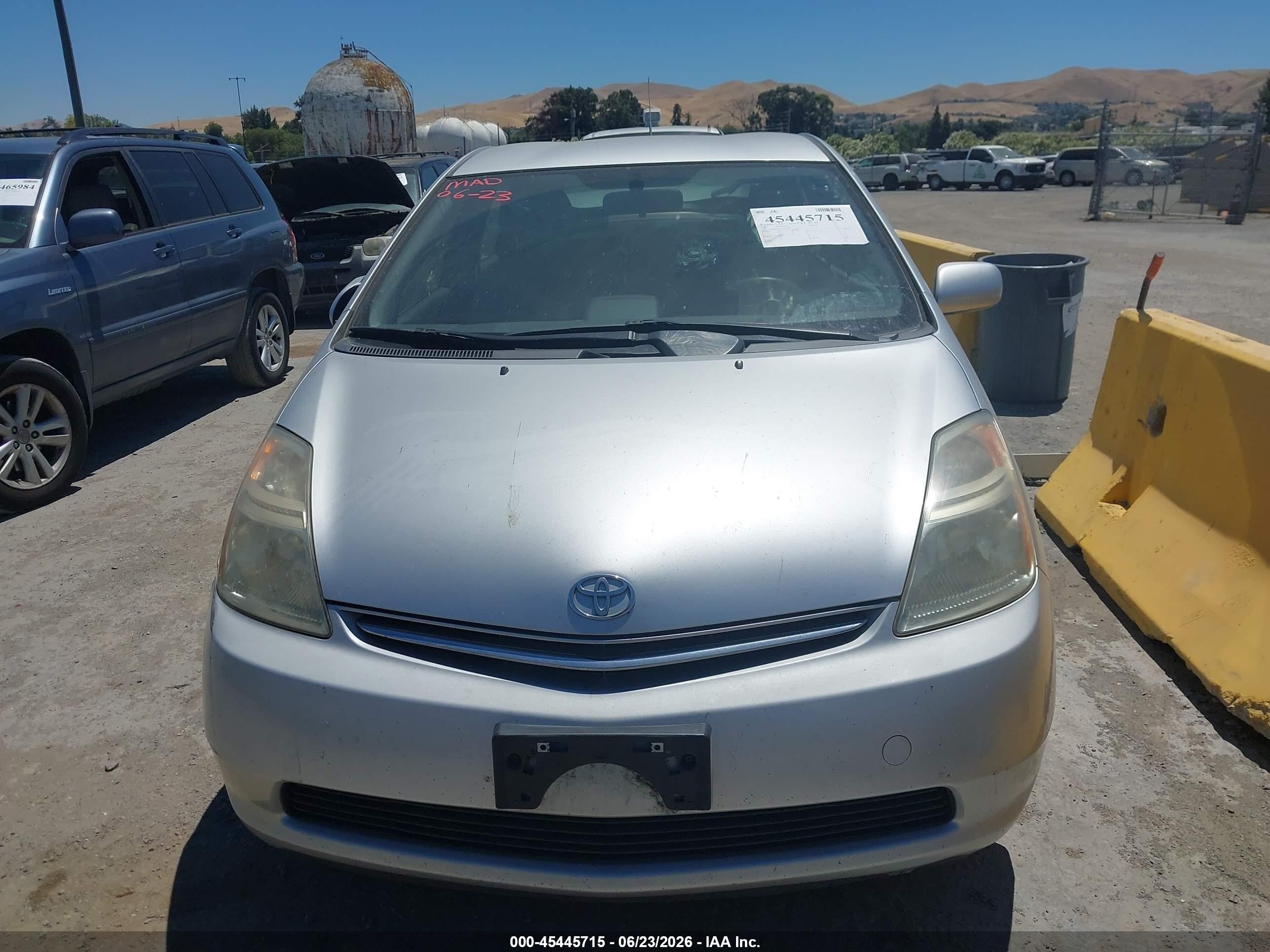 2007 Toyota Prius   Серебряный vin: JTDKB20U077630510