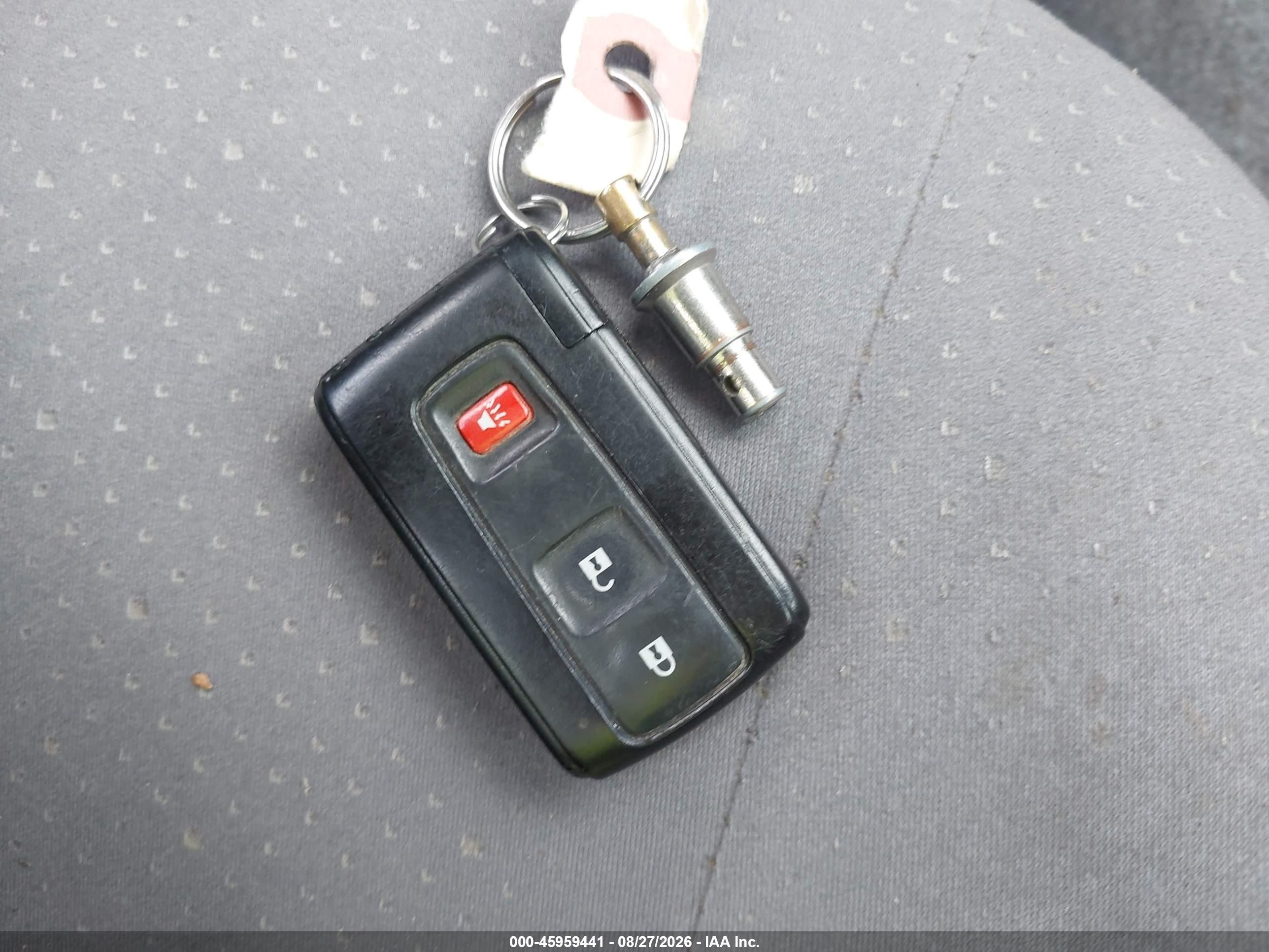 2007 Toyota Prius   Black vin: JTDKB20U077674815