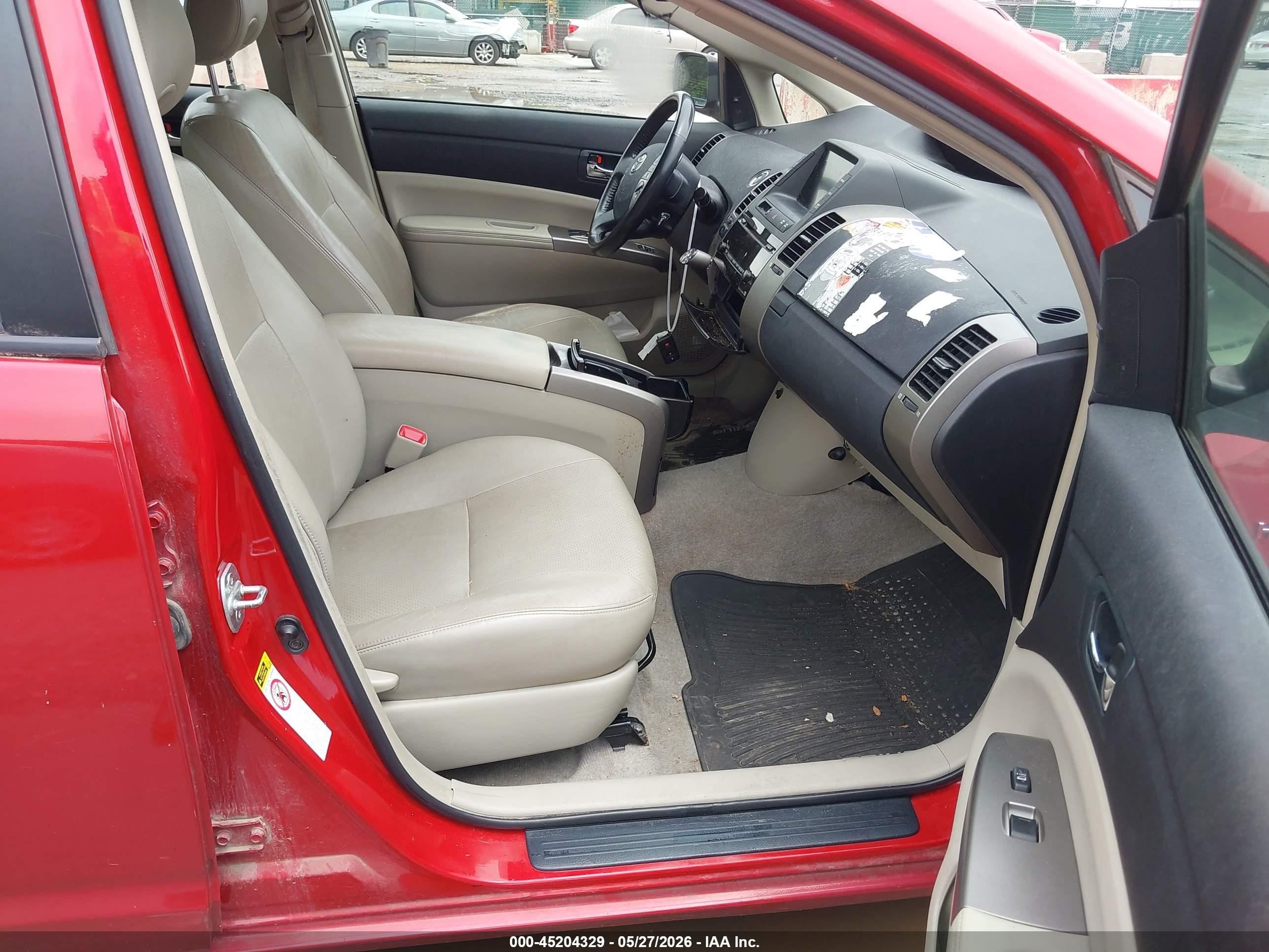 2007 Toyota Prius   Red vin: JTDKB20U077676595