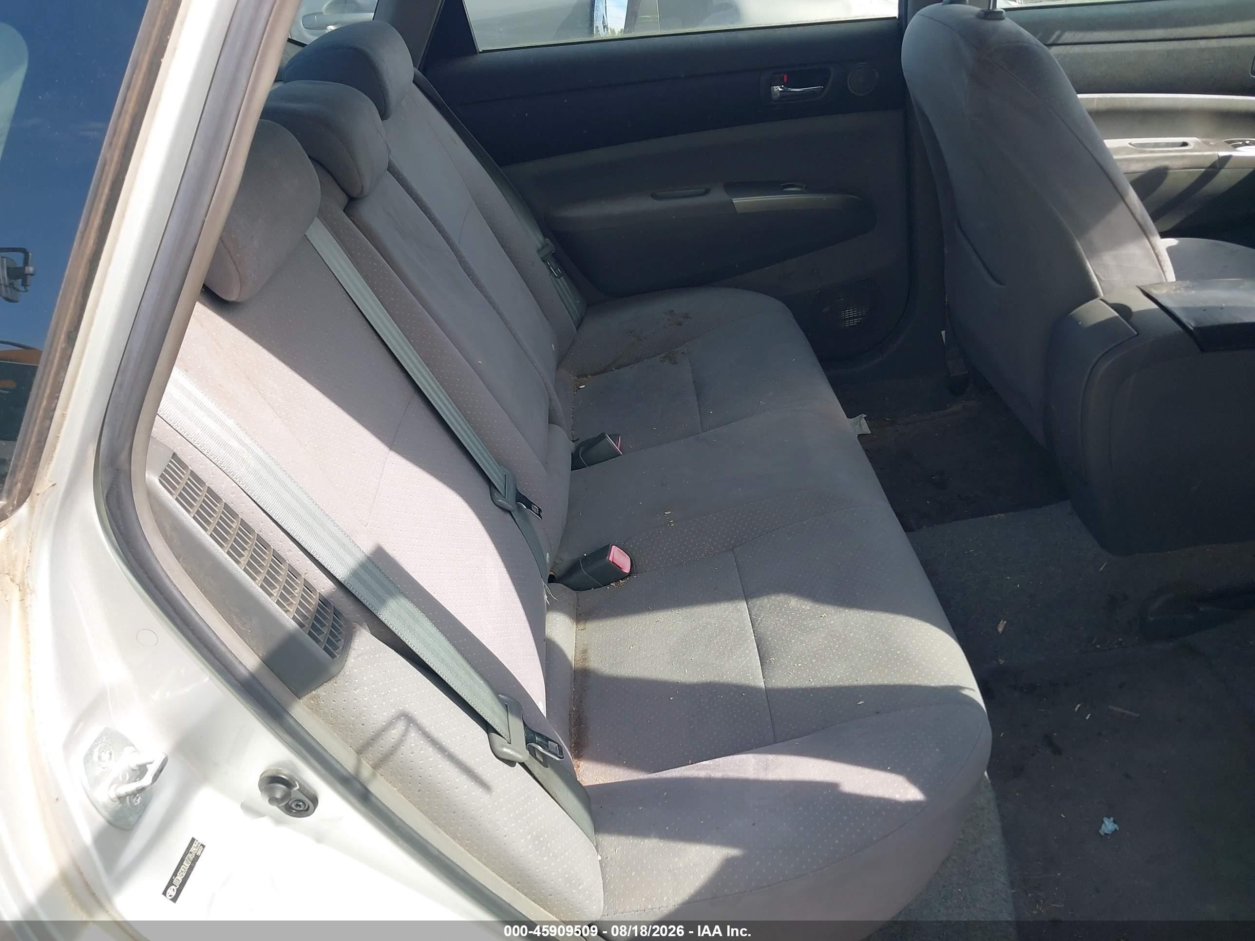 2007 Toyota Prius   Silver vin: JTDKB20U077678055