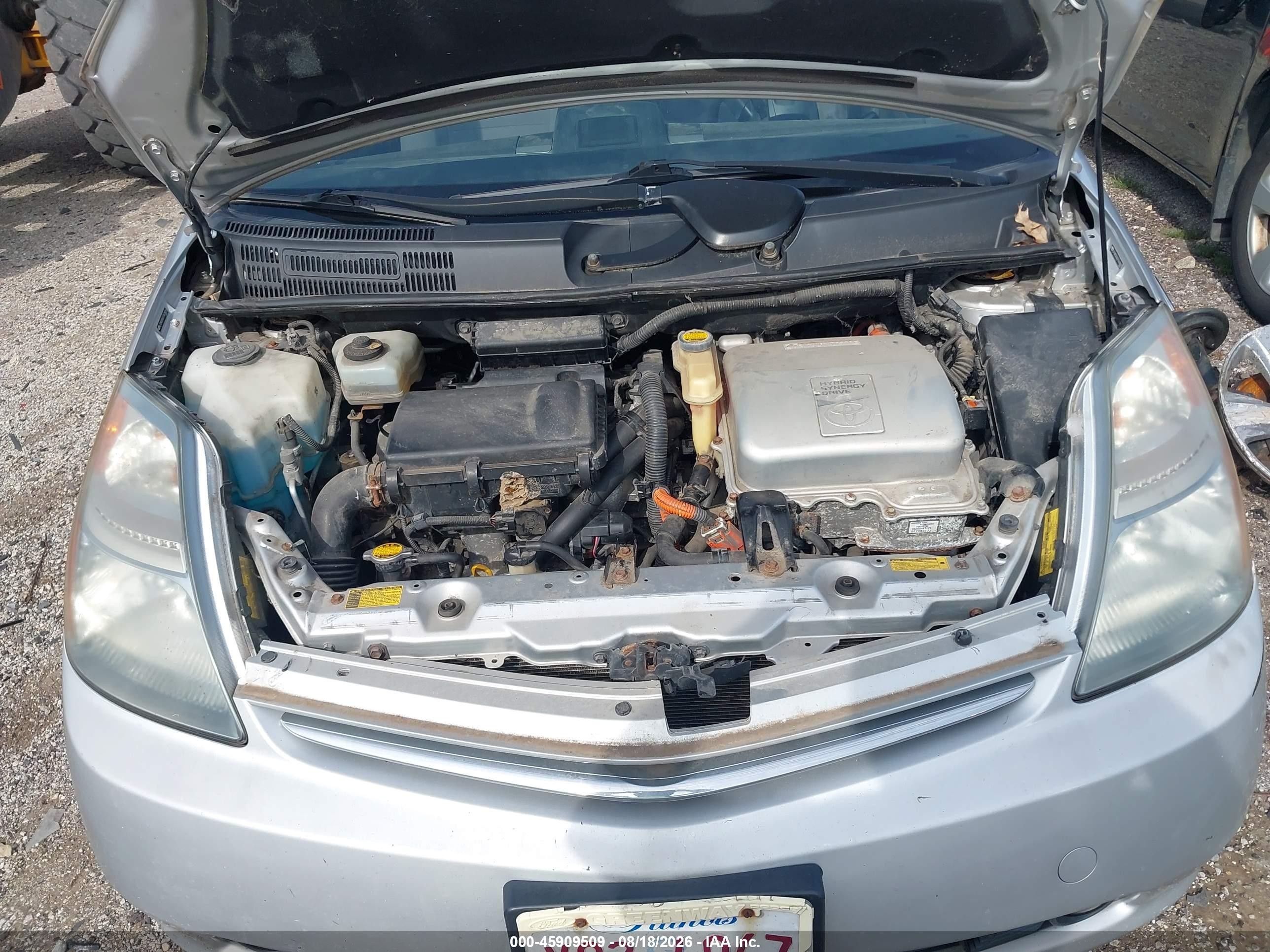 2007 Toyota Prius   Silver vin: JTDKB20U077678055
