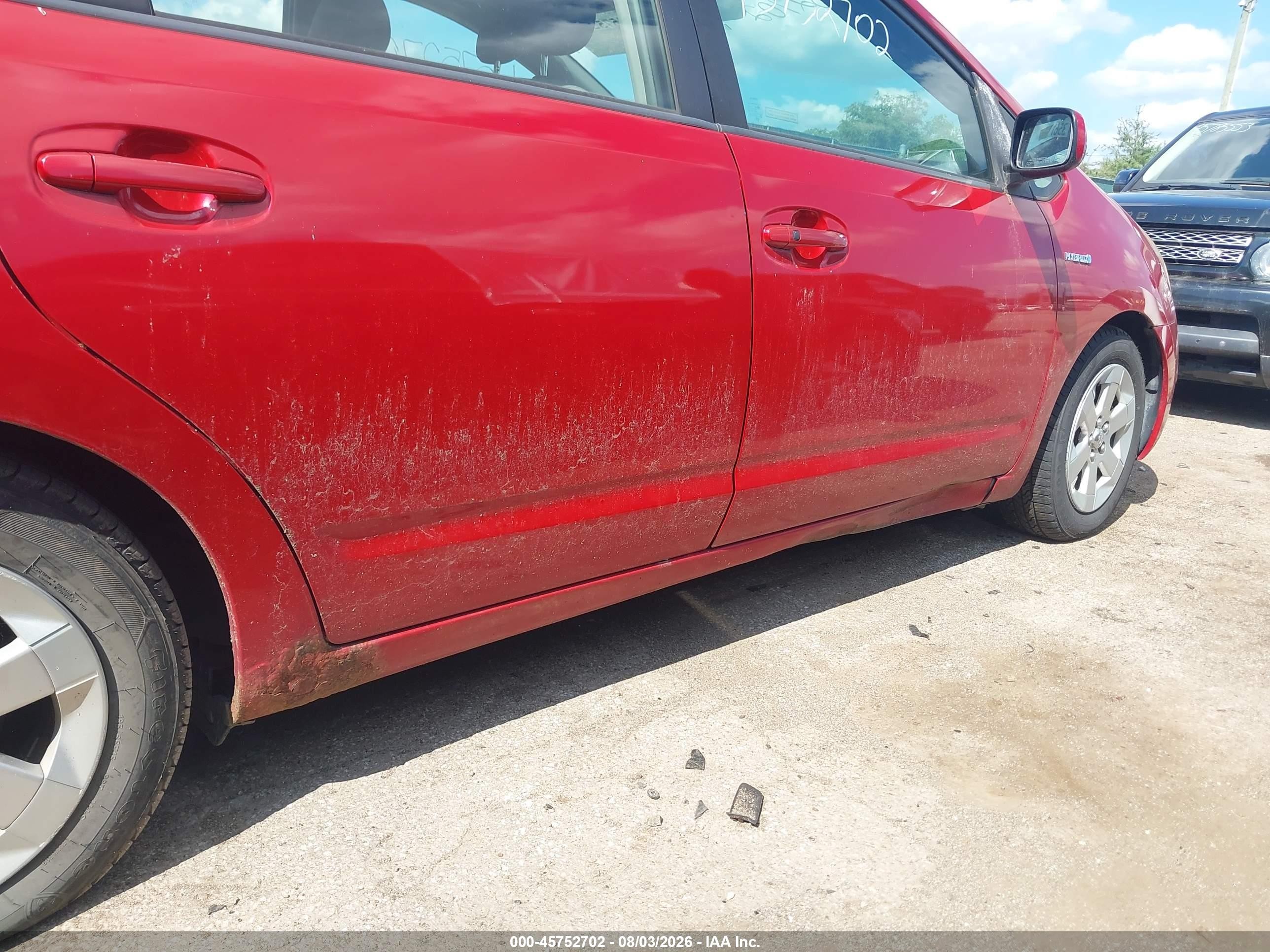 2007 Toyota Prius   Red vin: JTDKB20U077679660