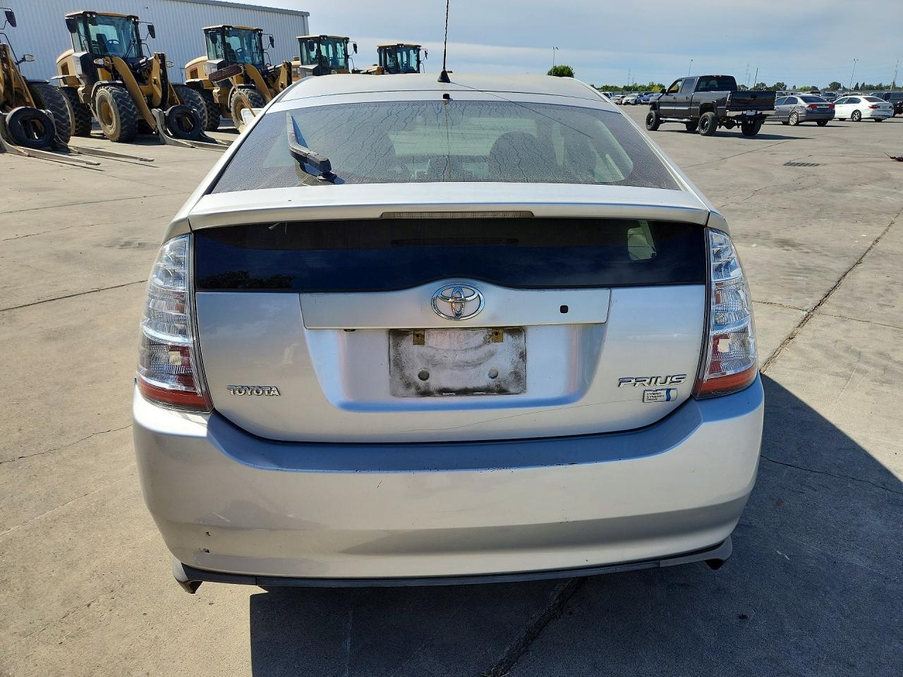 2008 Toyota Prius Touring Silver vin: JTDKB20U083315408