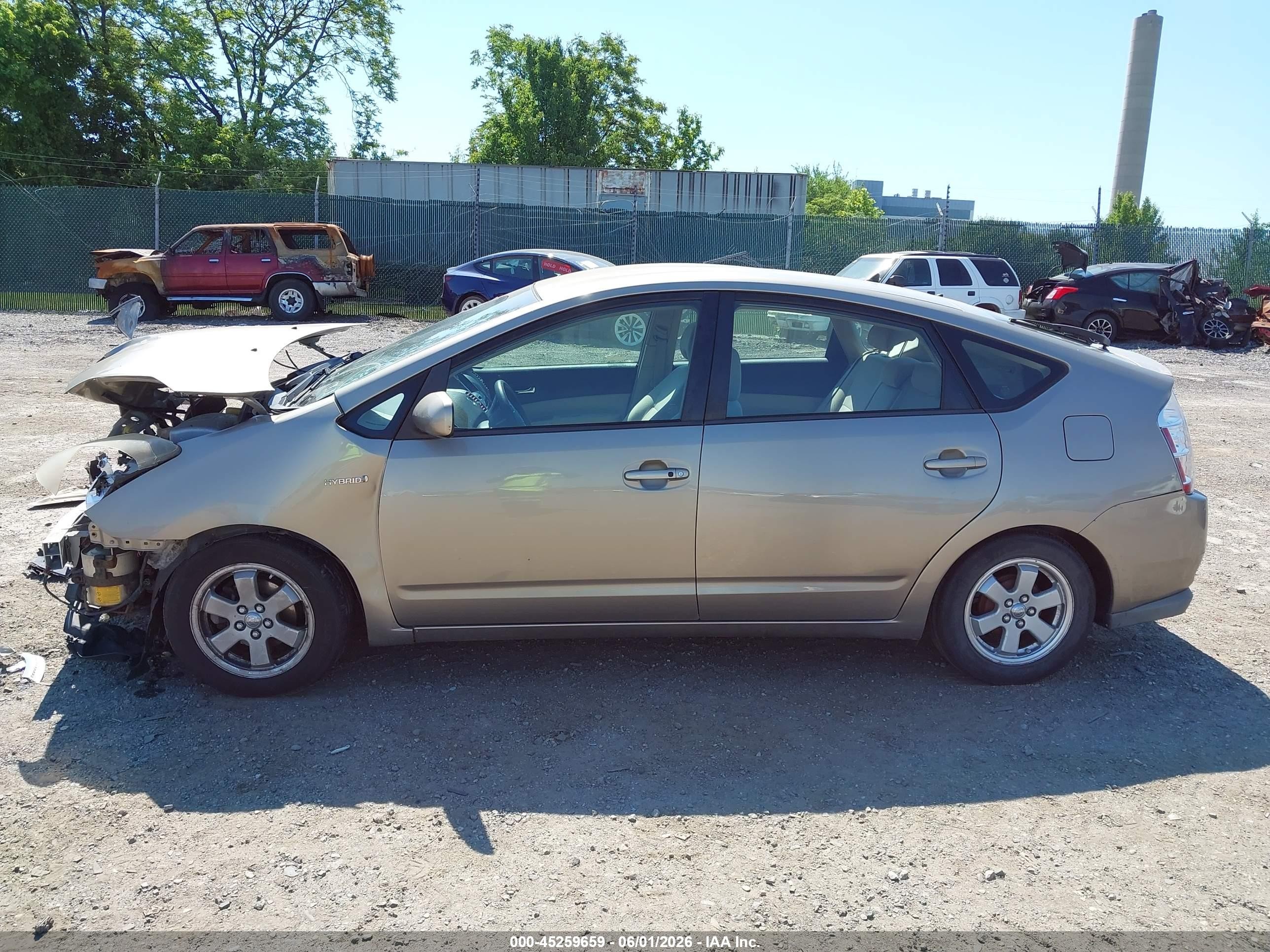 2008 Toyota Prius   Champagne vin: JTDKB20U083318857
