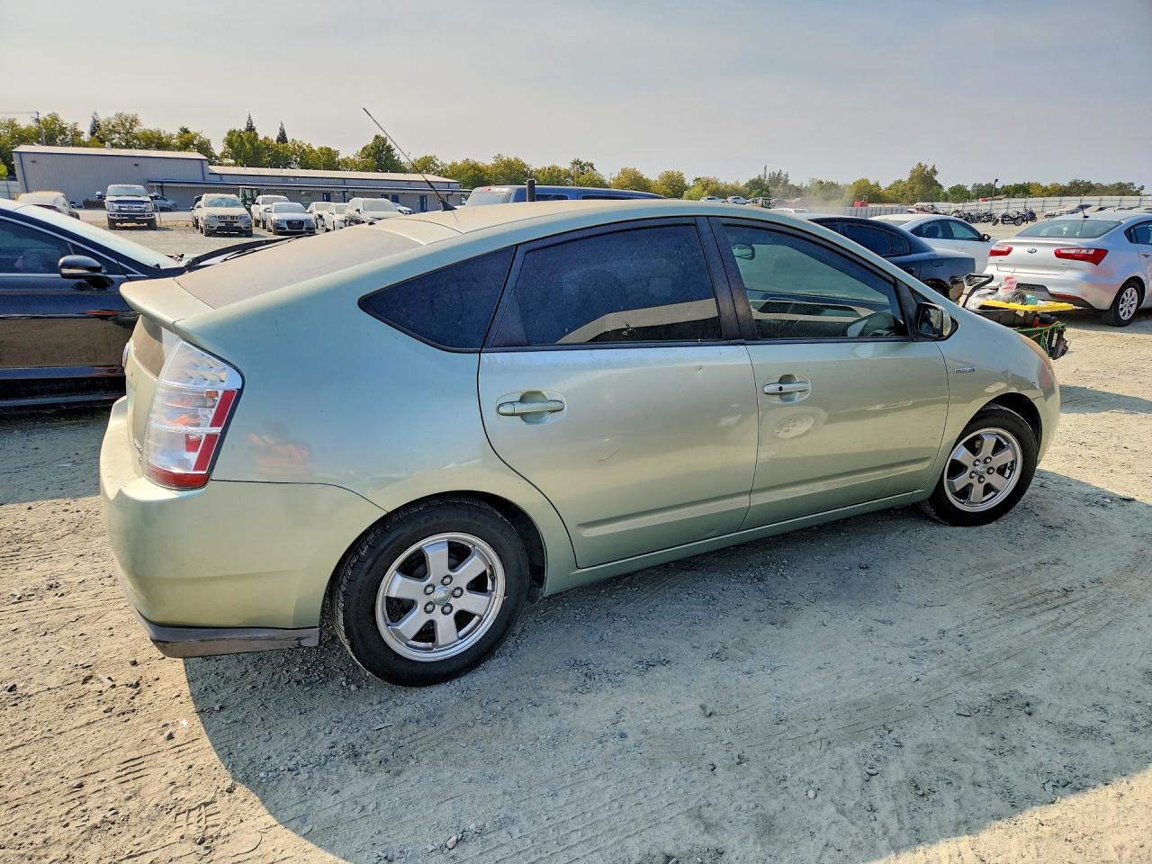 2008 Toyota Prius Base Green vin: JTDKB20U083336811